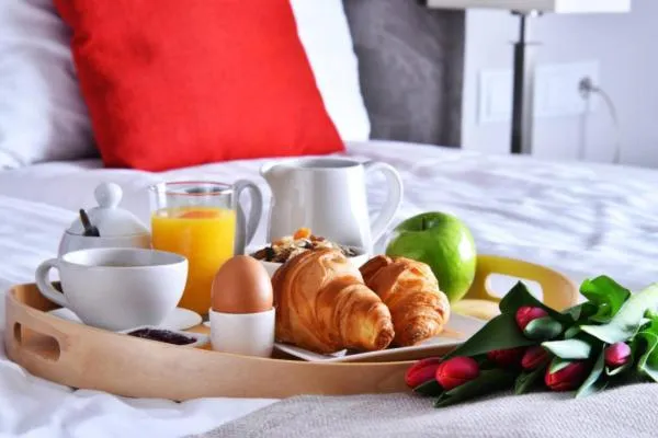 Breakfast, Bed in Austin's Saint Lazare Hotel