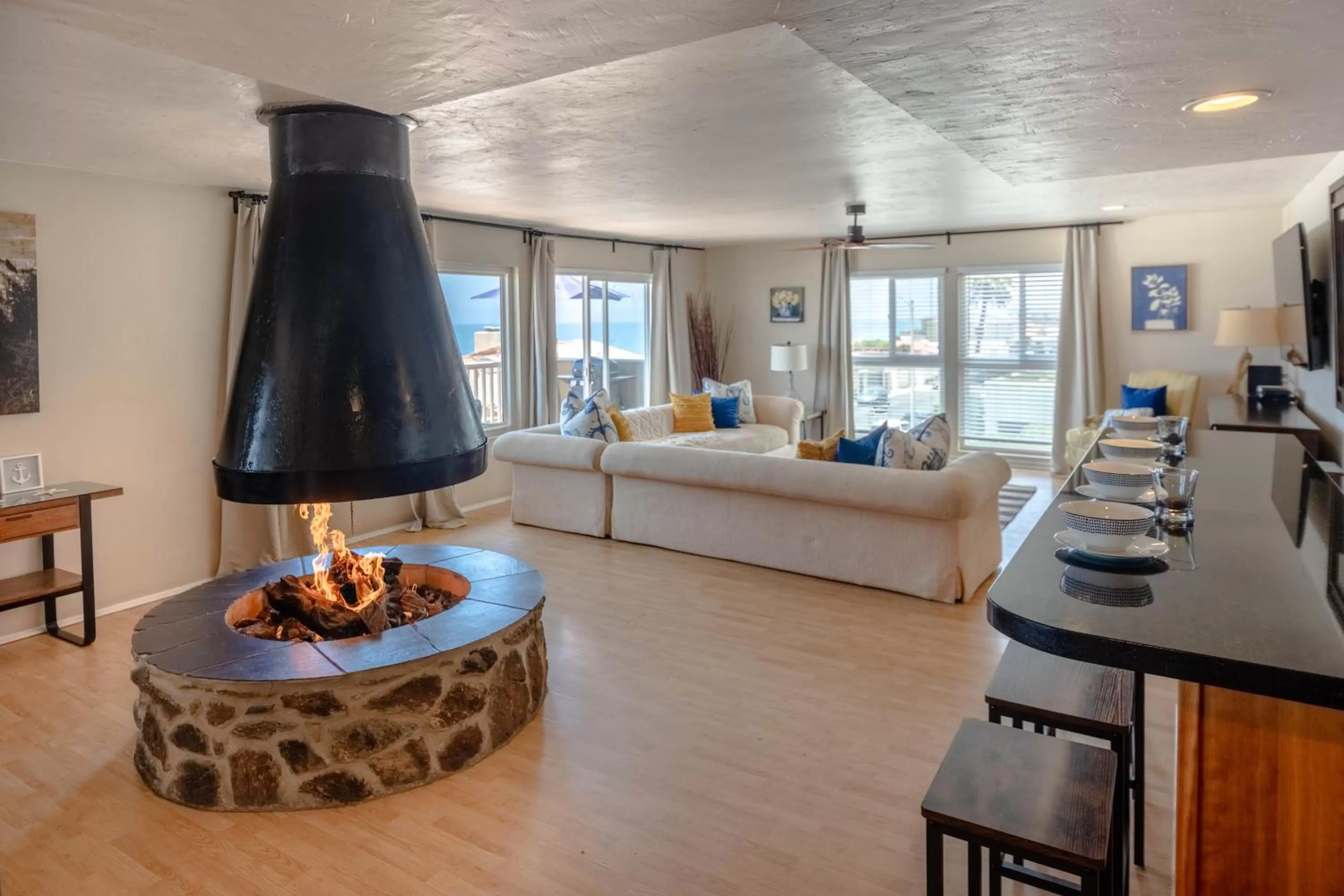 TV and multimedia, Seating Area in Beachwalk Villas