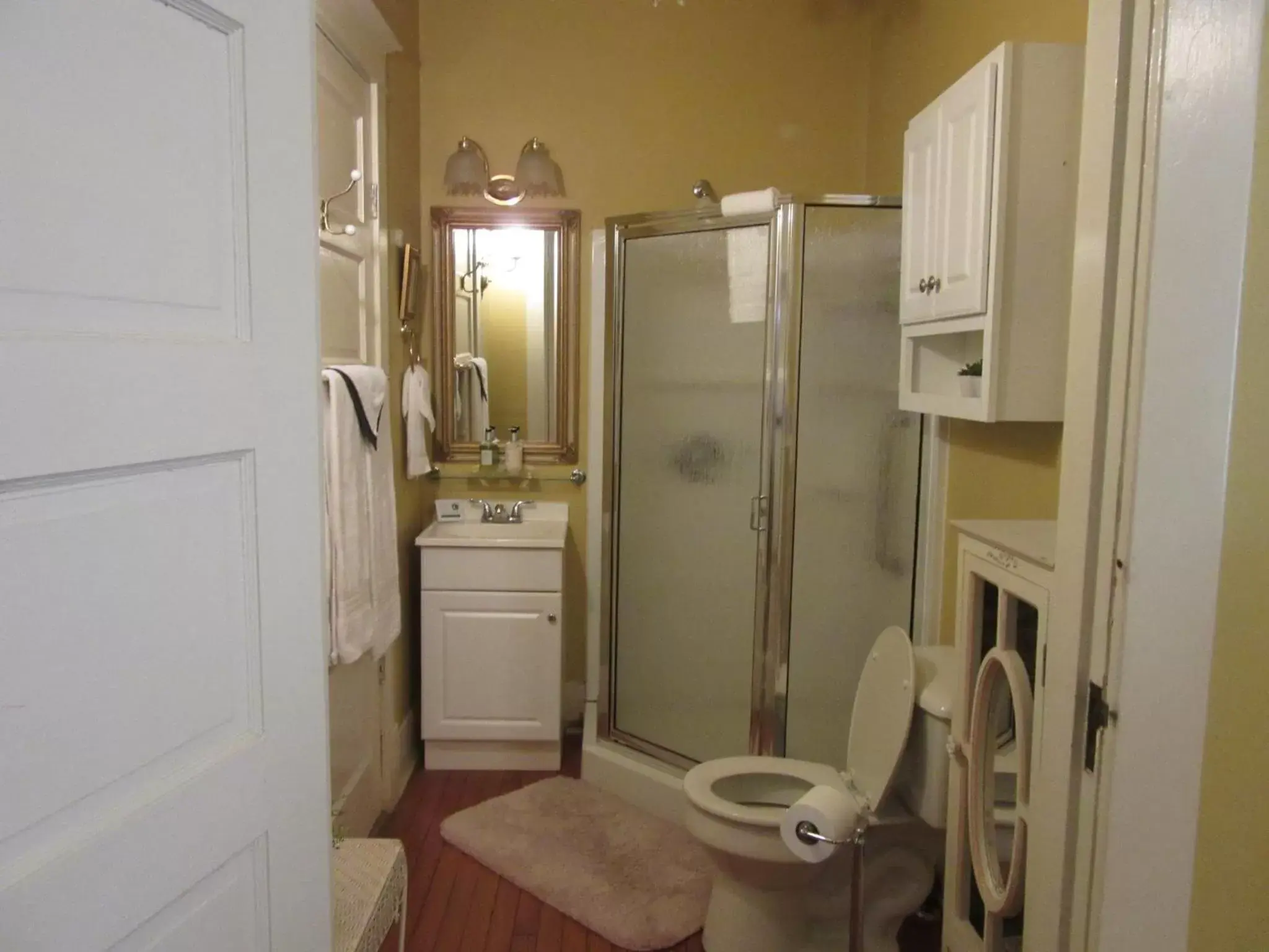 Bathroom in The Carriage House