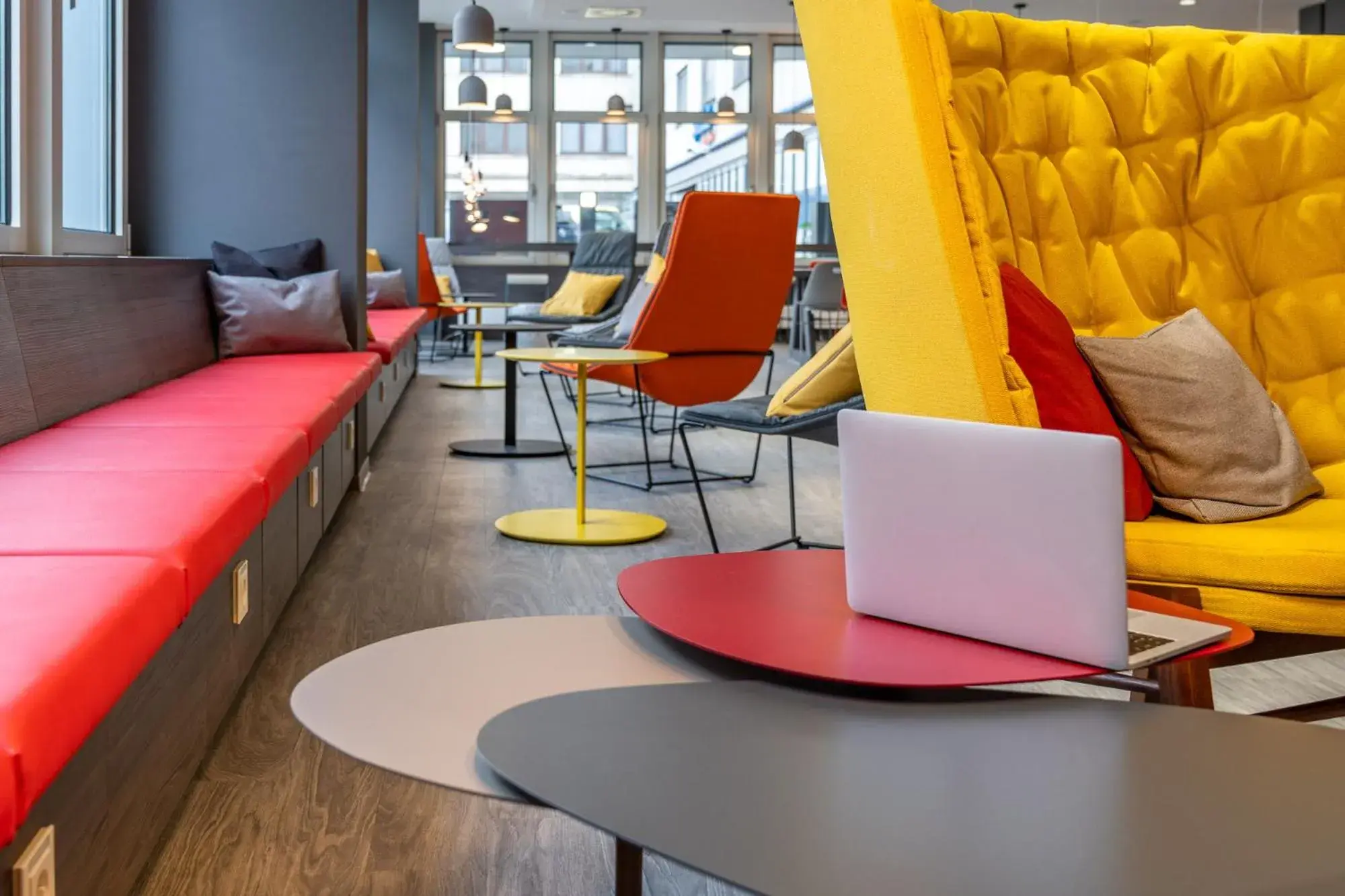 Lounge or bar in Campanile Frankfurt Offenbach Lounge or bar in Campanile Frankfurt Offenbach