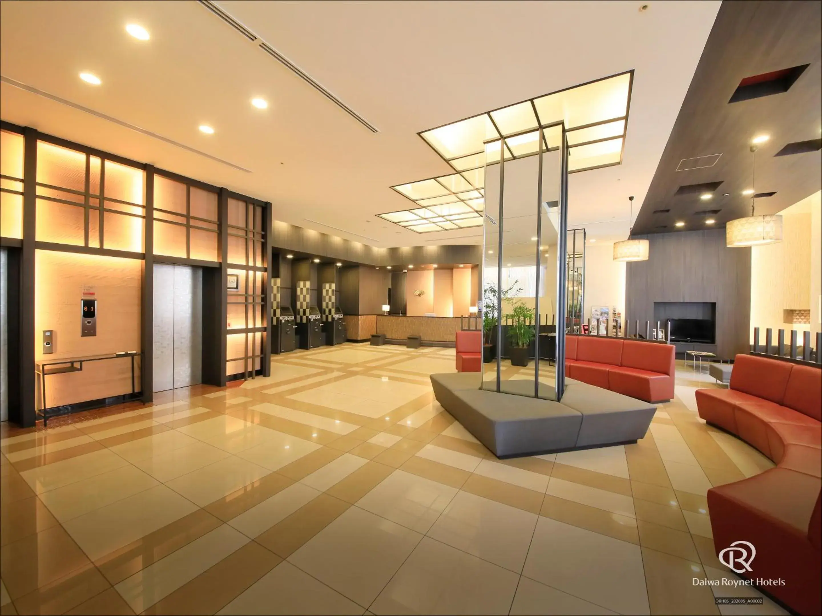 Lobby/Reception in Daiwa Roynet Hotel Kyoto-Hachijoguchi