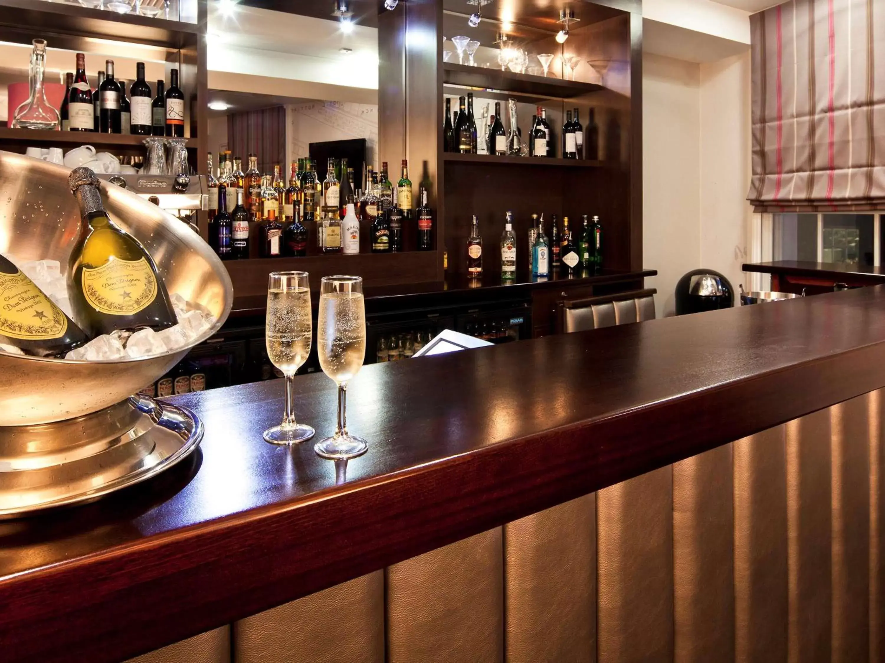 Lounge or bar, Lounge/Bar in Mercure Nottingham City Centre Hotel