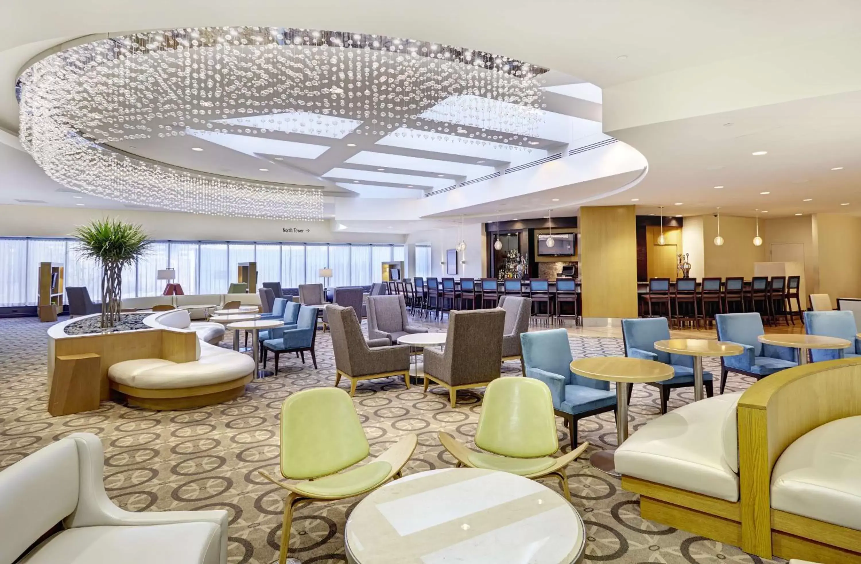 Lobby or reception, Restaurant/Places to Eat in DoubleTree by Hilton Washington DC – Crystal City