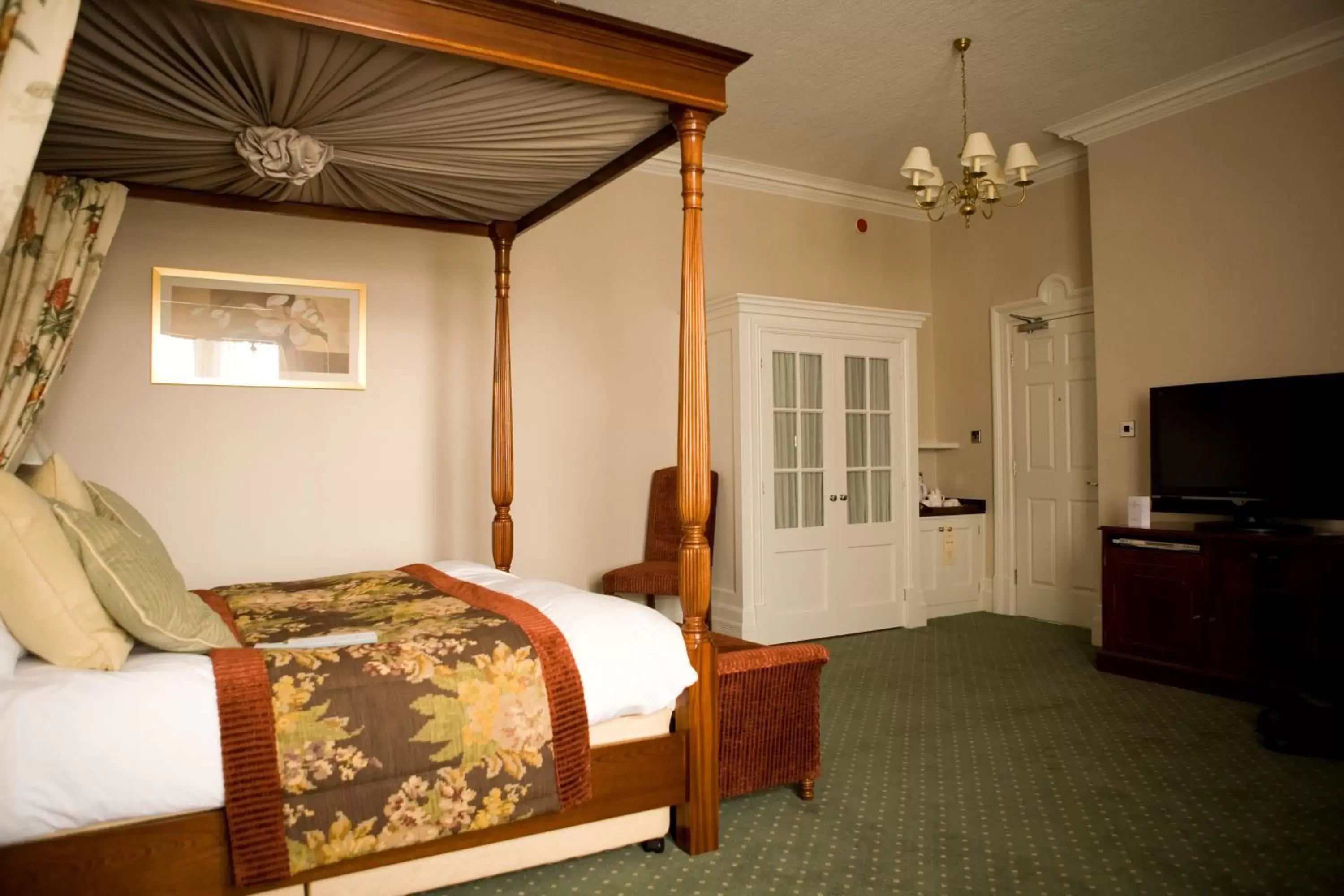 Decorative detail, Bed in The Midland Hotel