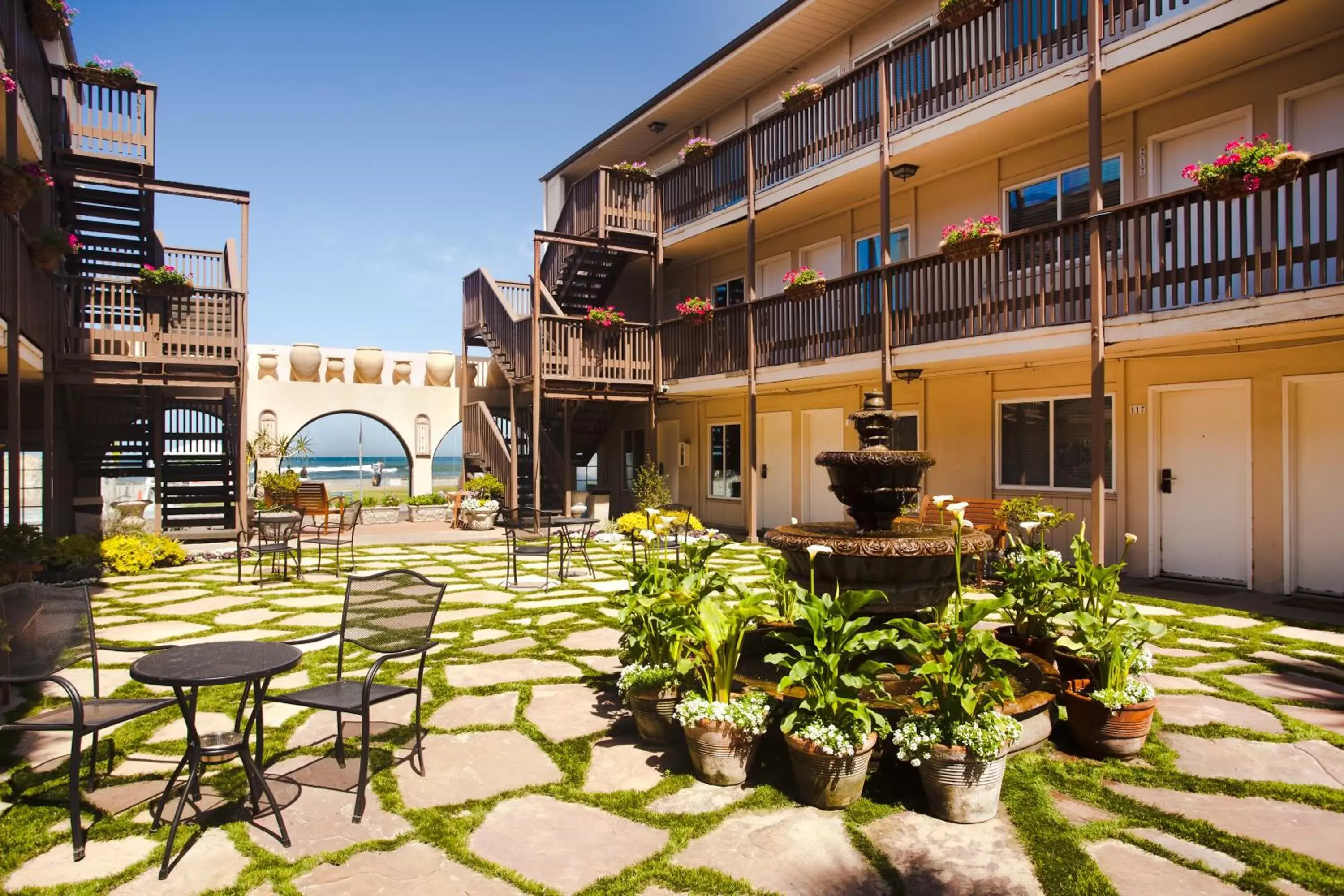 Patio, Property Building in Ocean Beach Hotel