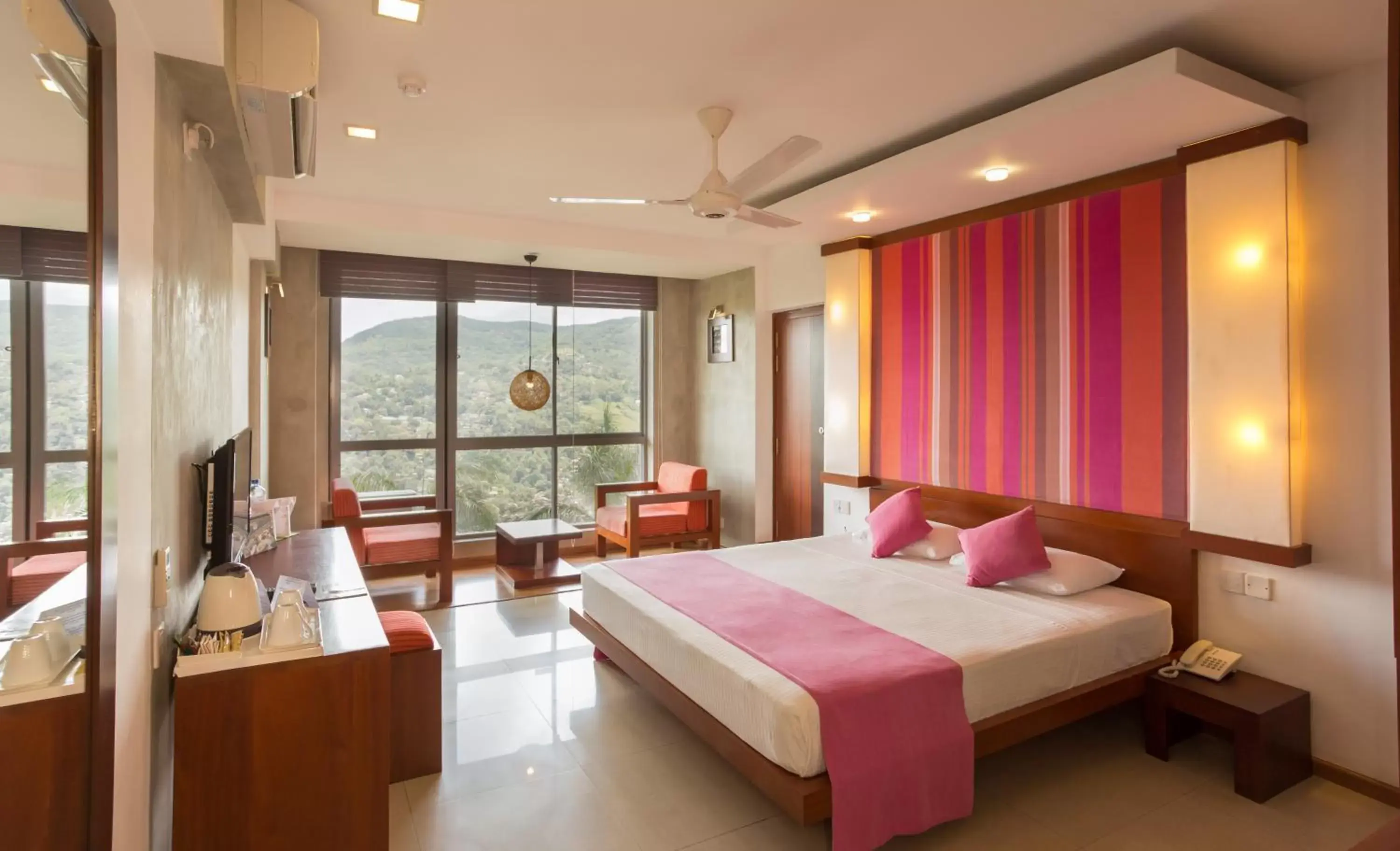Bedroom in Hotel Topaz