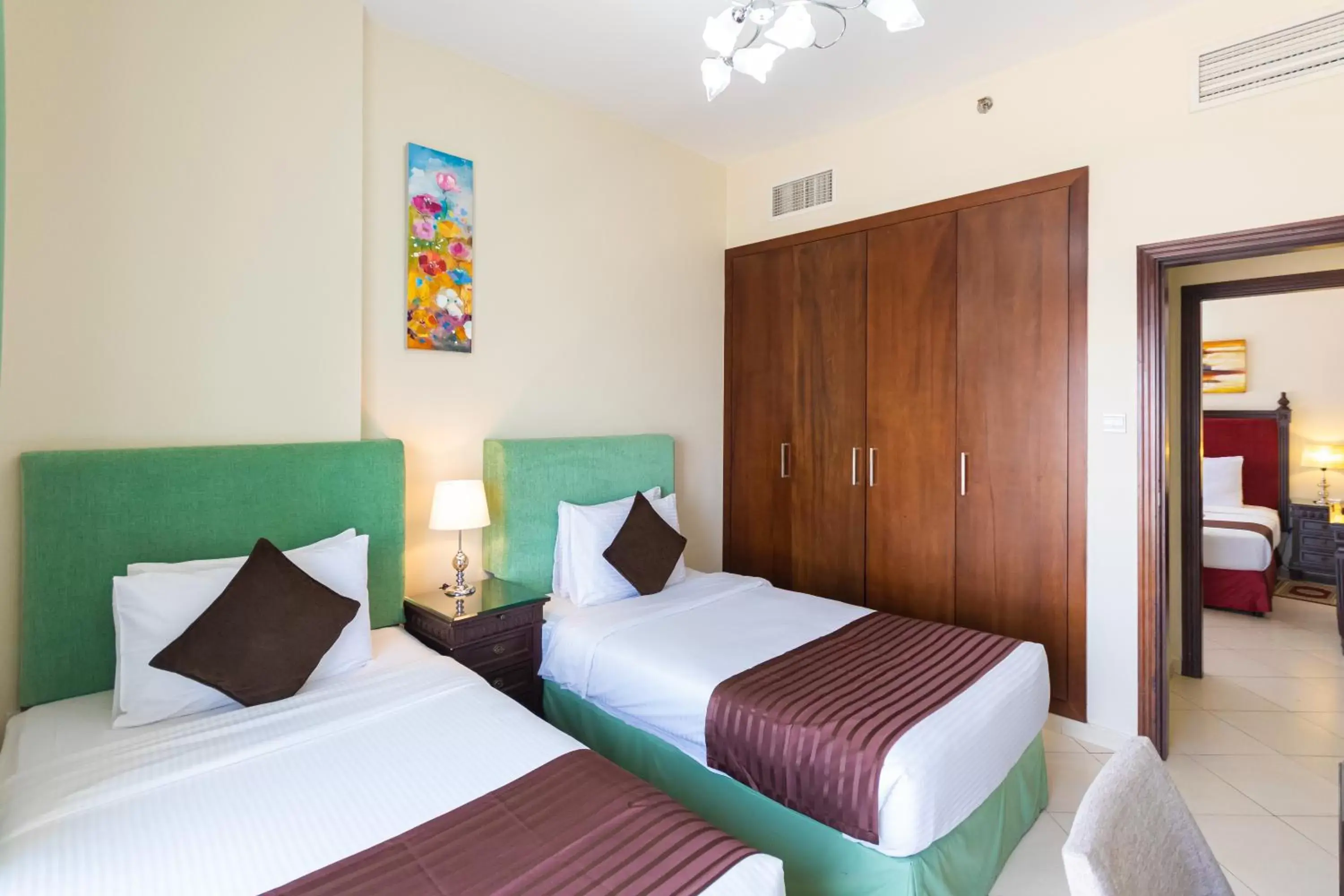 Bedroom, Bed in Auris Boutique Hotel Apartments - AlBarsha