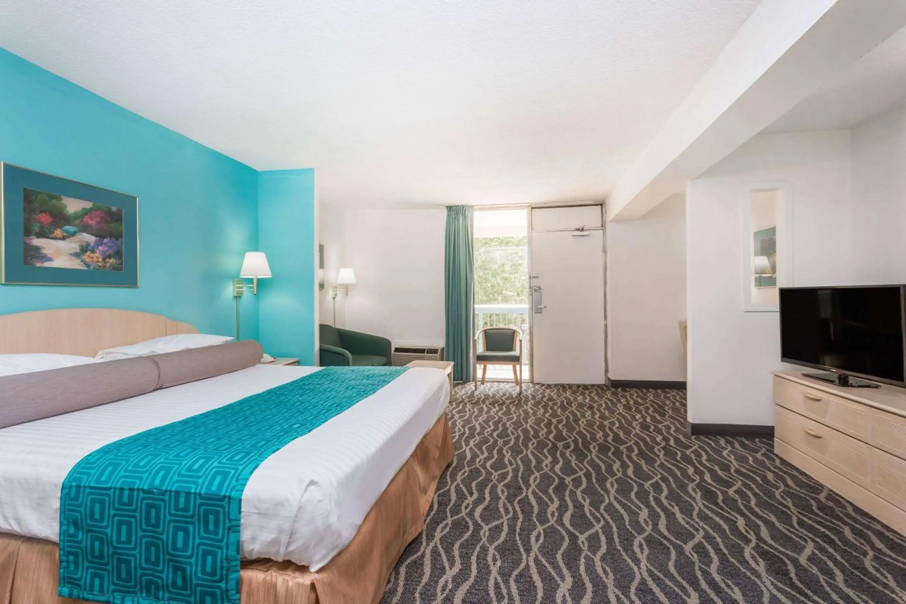 Photo of the whole room, Bed in Howard Johnson by Wyndham Commerce GA Photo of the whole room, Bed in Howard Johnson by Wyndham Commerce GA