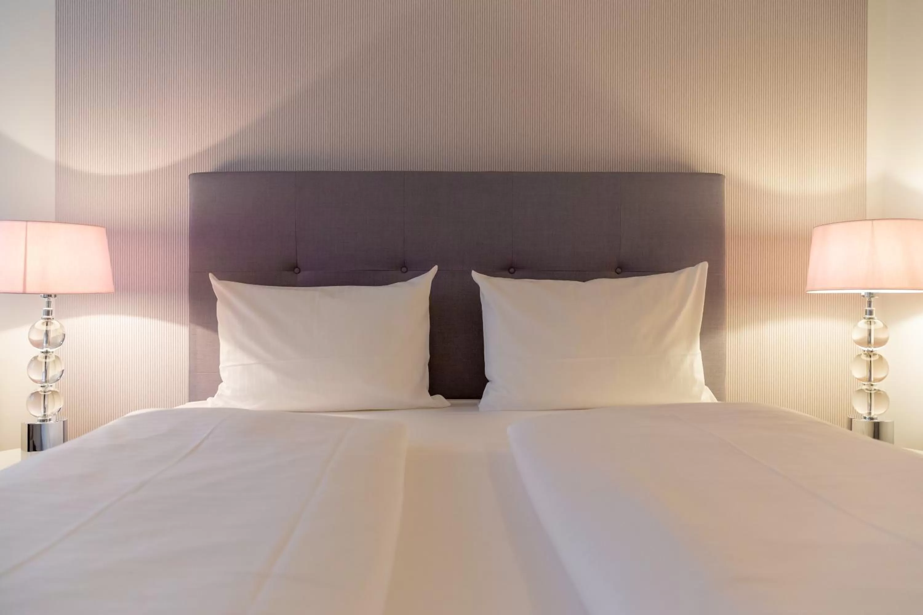 Photo of the whole room, Bed in Parkhotel FRITZ am Brunnen