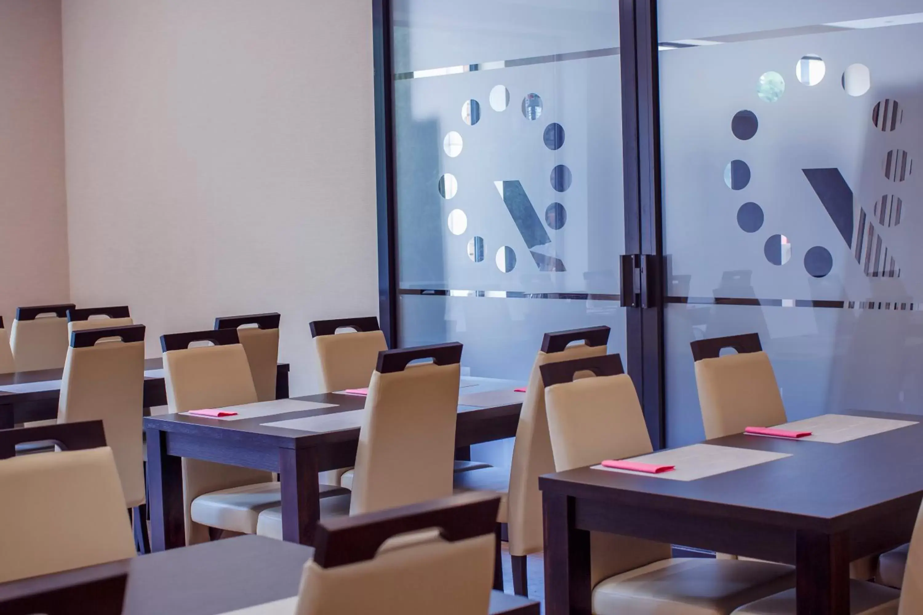 Restaurant/places to eat in Boutique Hotel's Bytom Restaurant/places to eat in Boutique Hotel's Bytom