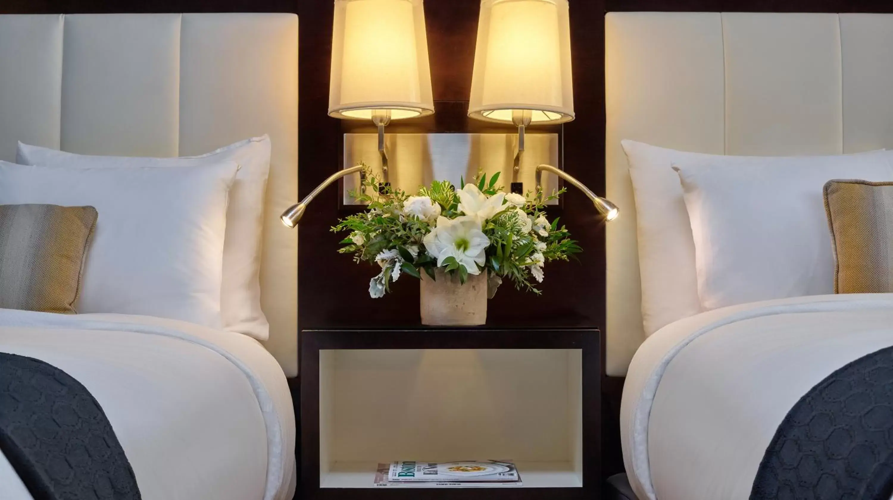 Bedroom, Bed in Hotel AKA Back Bay Bedroom, Bed in Hotel AKA Back Bay