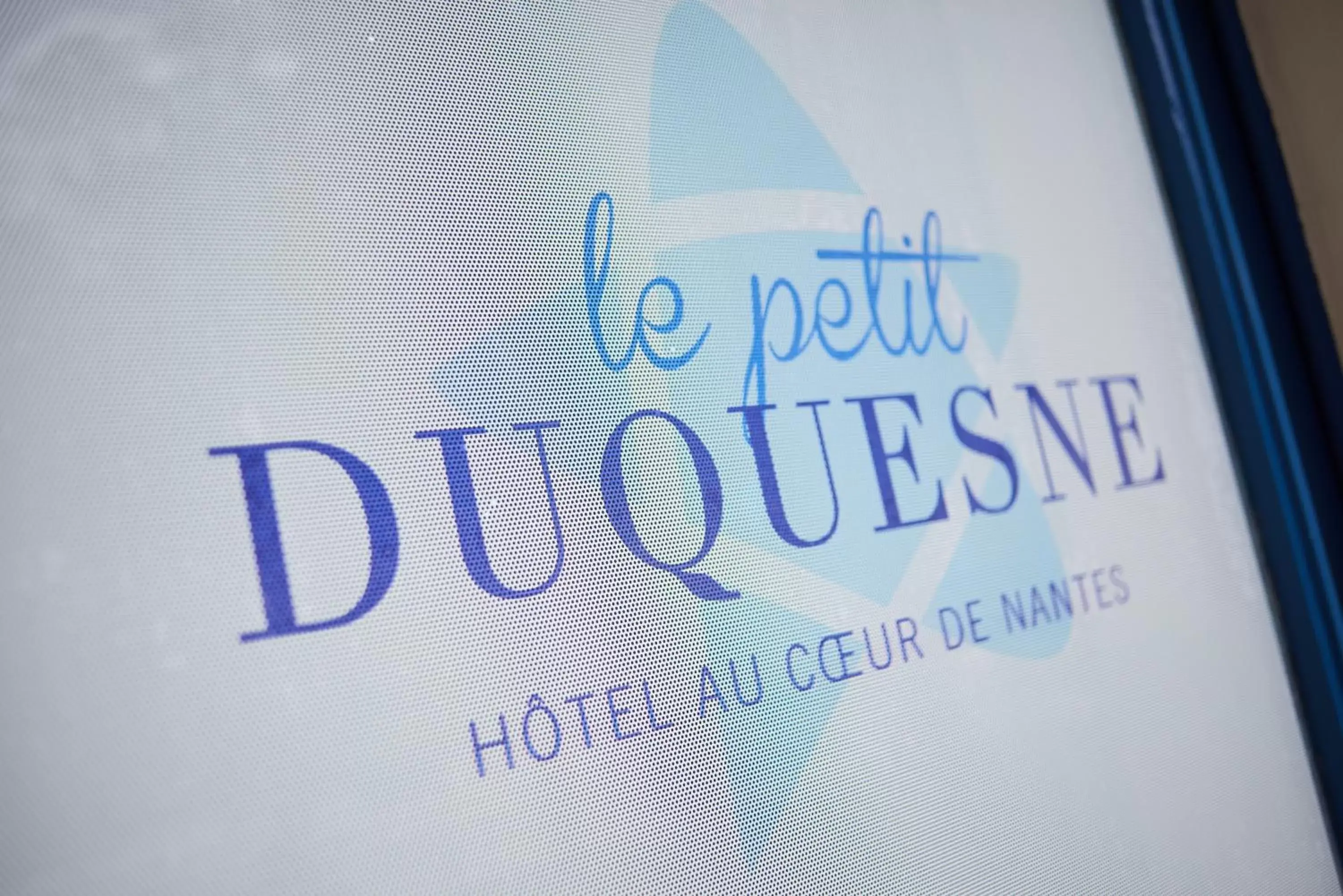 Facade/entrance, Property Logo/Sign in Hotel Le Petit Duquesne