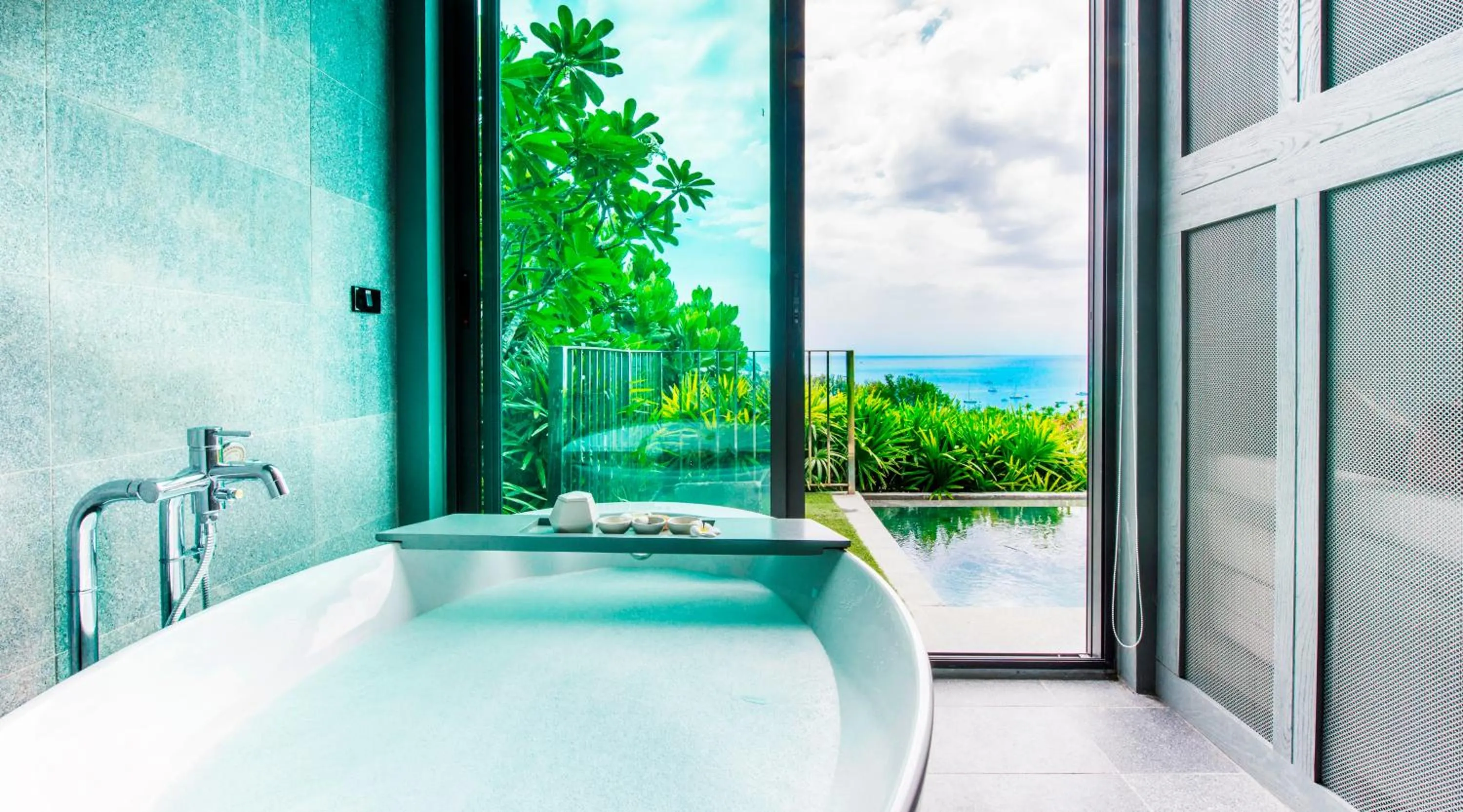 Bathroom, Bed in SUNSURI PHUKET, Nai Harn Beach