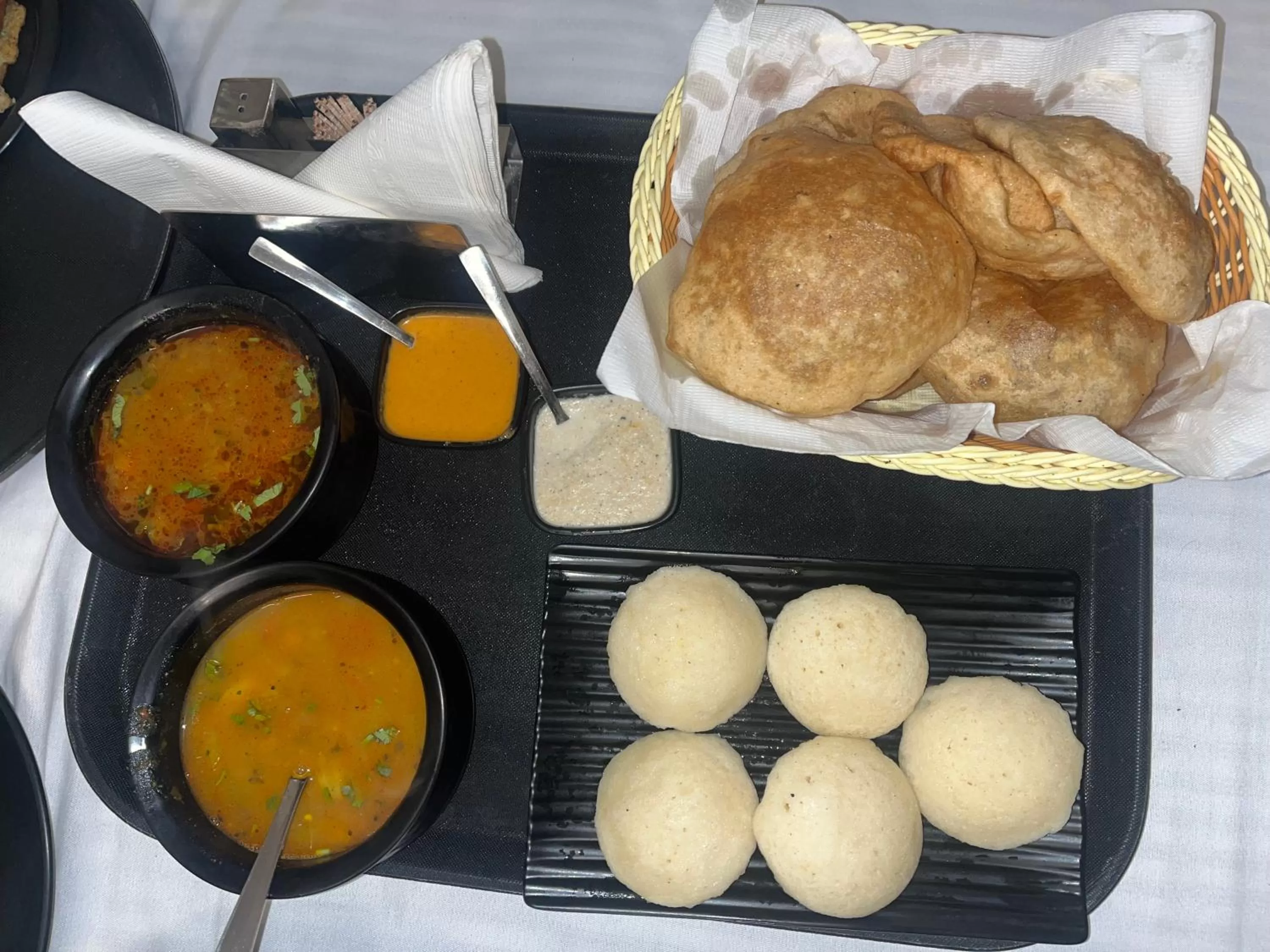 Restaurant/places to eat, Food in Cedar Woods Resort