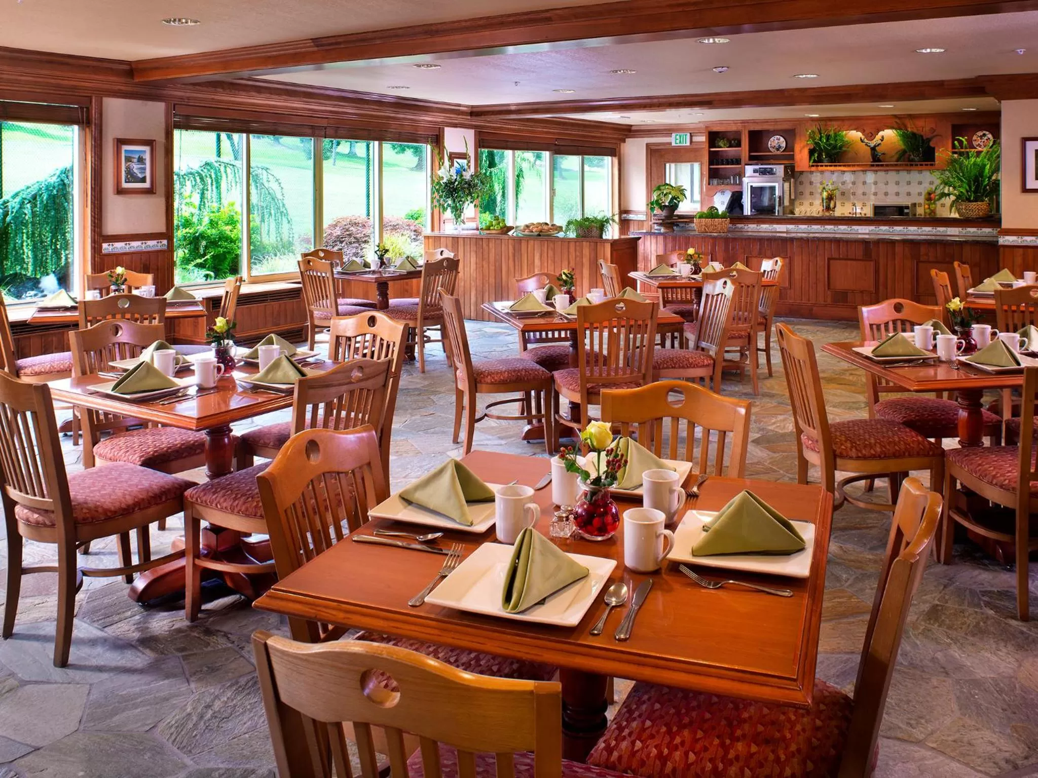 Restaurant/places to eat in Olympic Lodge by Ayres