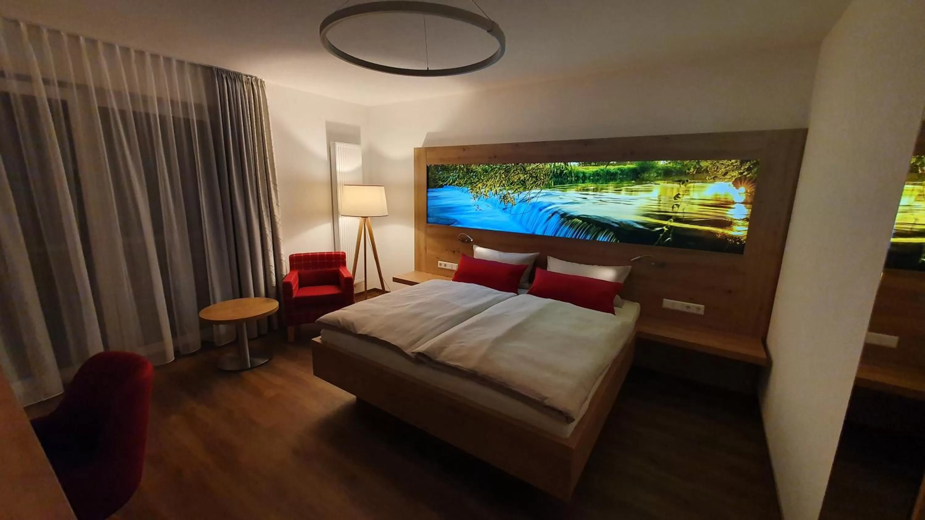 Photo of the whole room, Bed in Der Adler