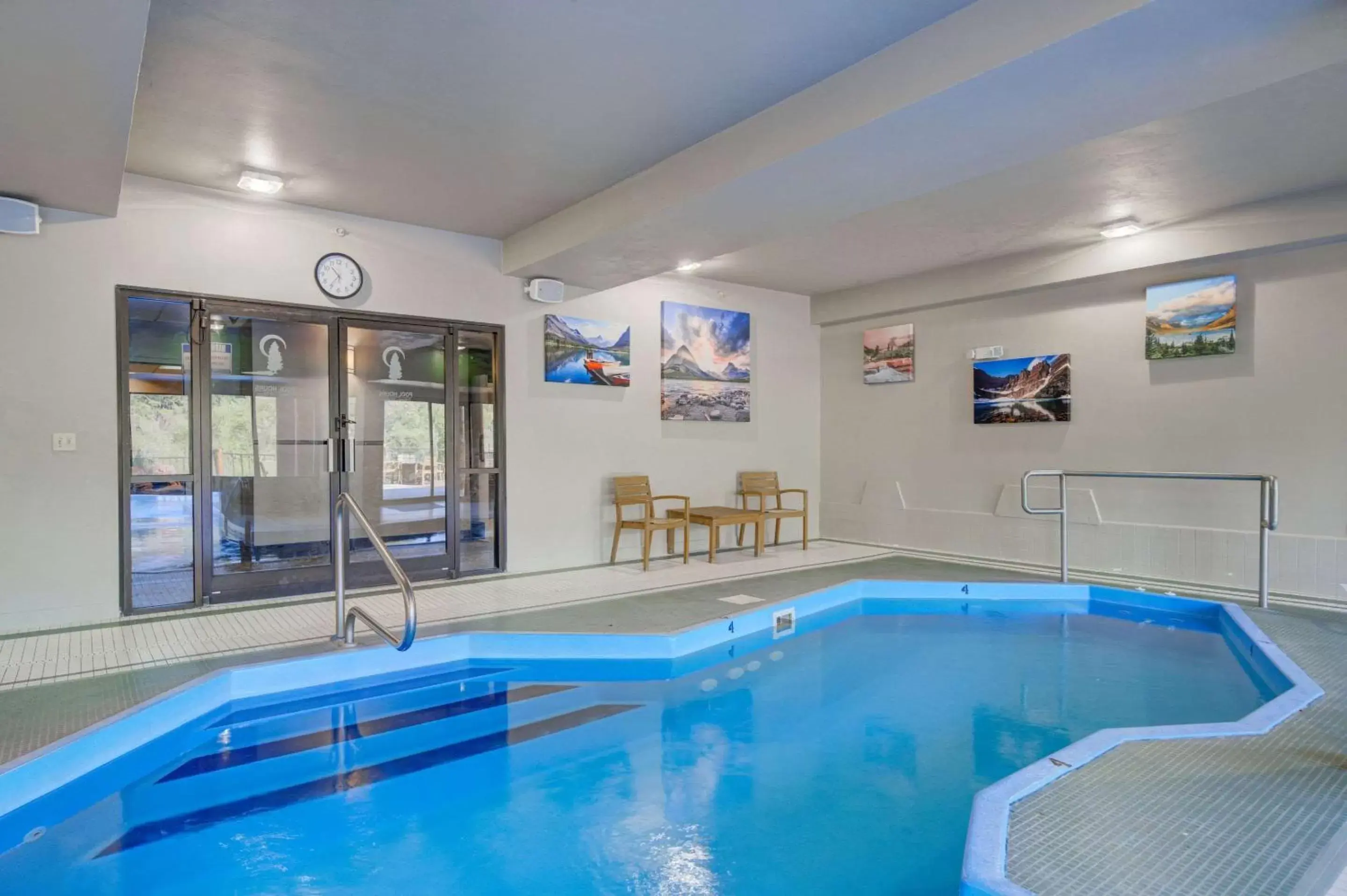 Swimming Pool in The Pine Lodge on Whitefish River, Ascend Hotel Collection