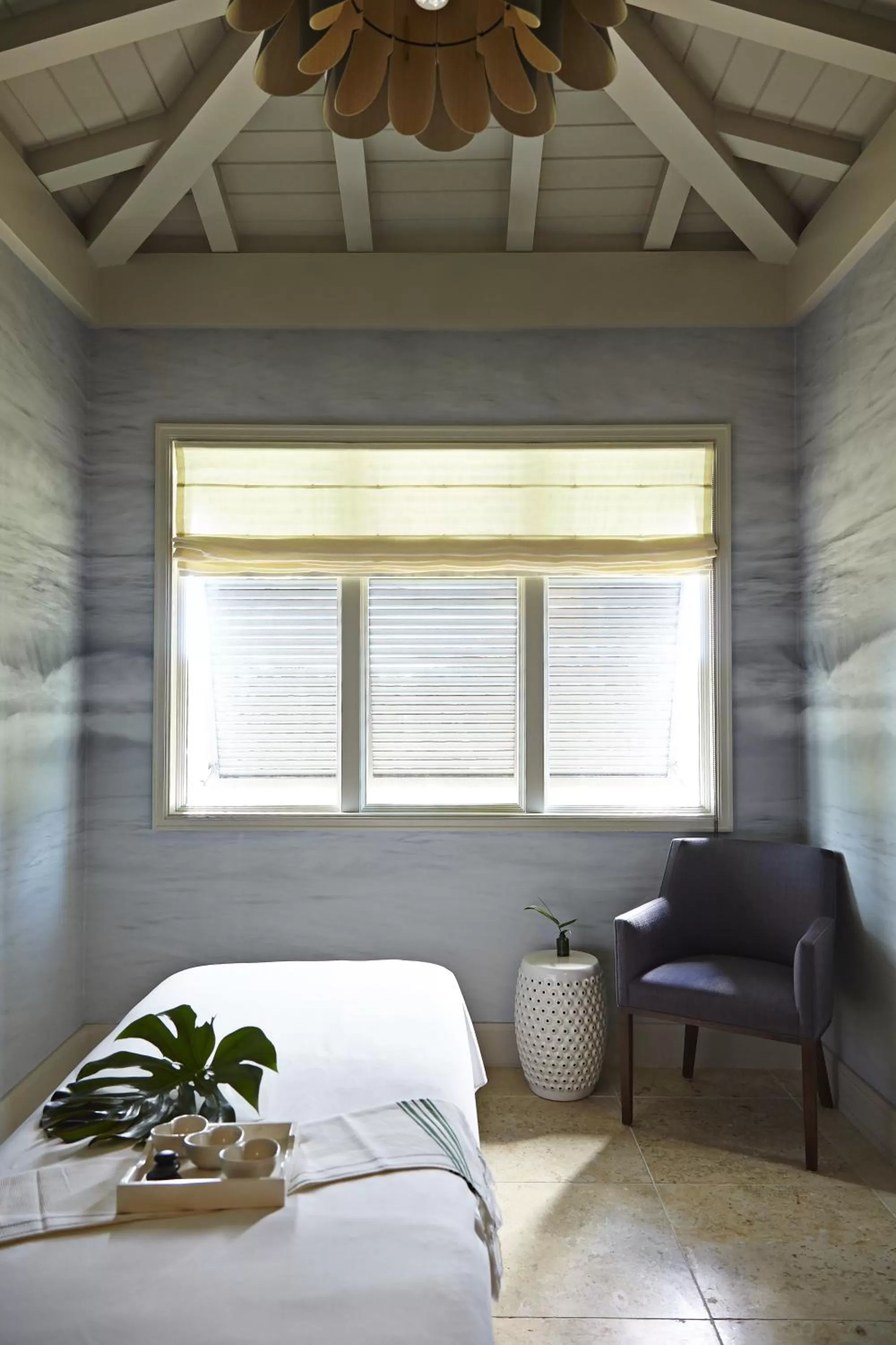 Massage, Bed in The Island House