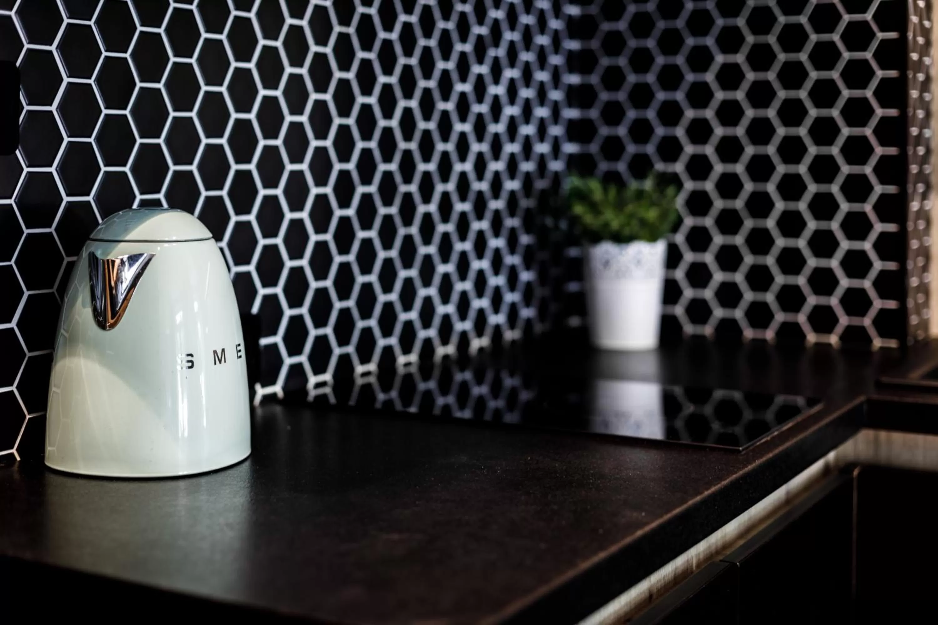 Coffee/tea facilities in Jagiellońska Residence