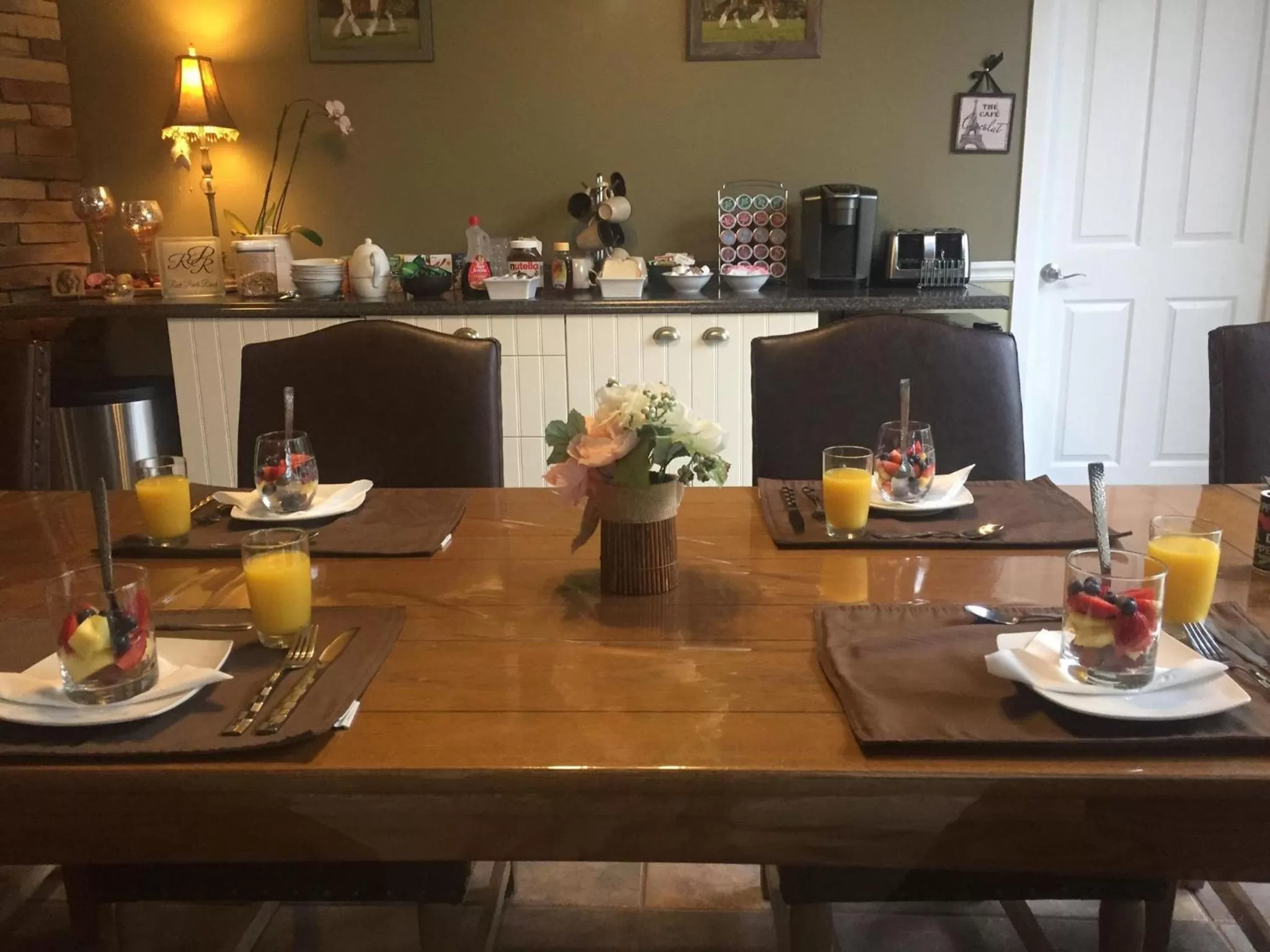 Restaurant/Places to Eat in Rock Pointe Ranch