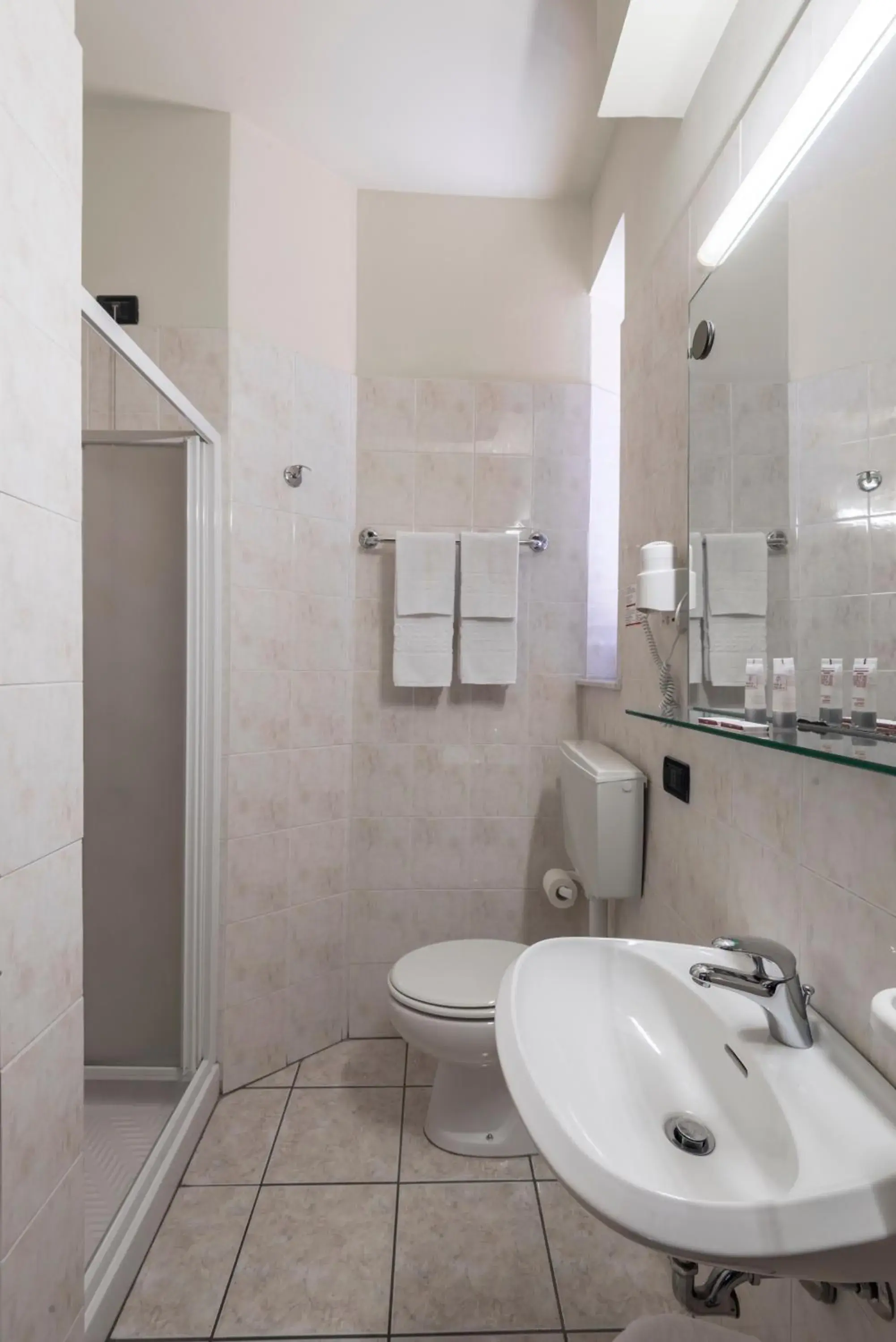 Toilet, Bathroom in Hotel Montebello