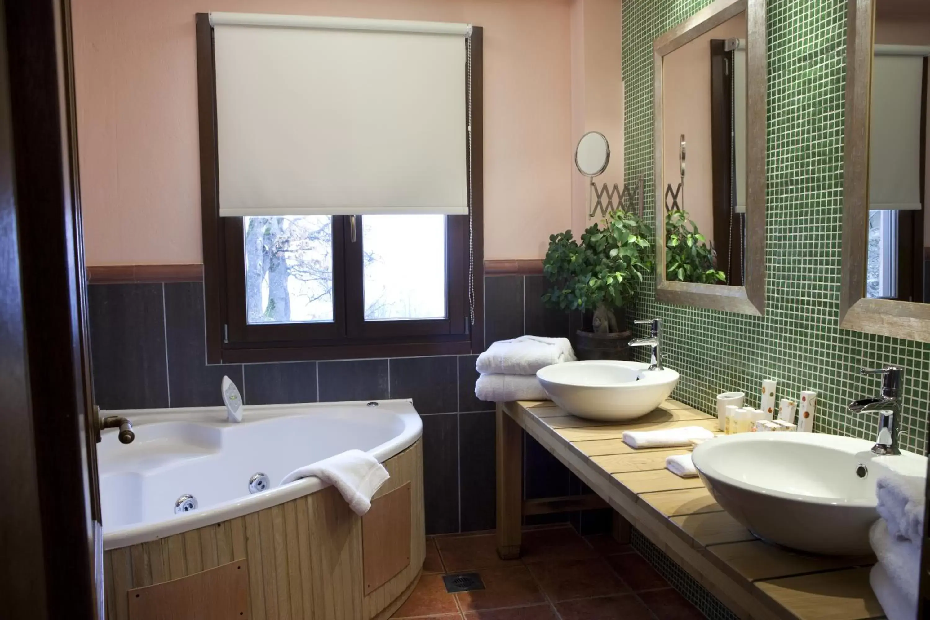 Bathroom in Kazarma Hotel