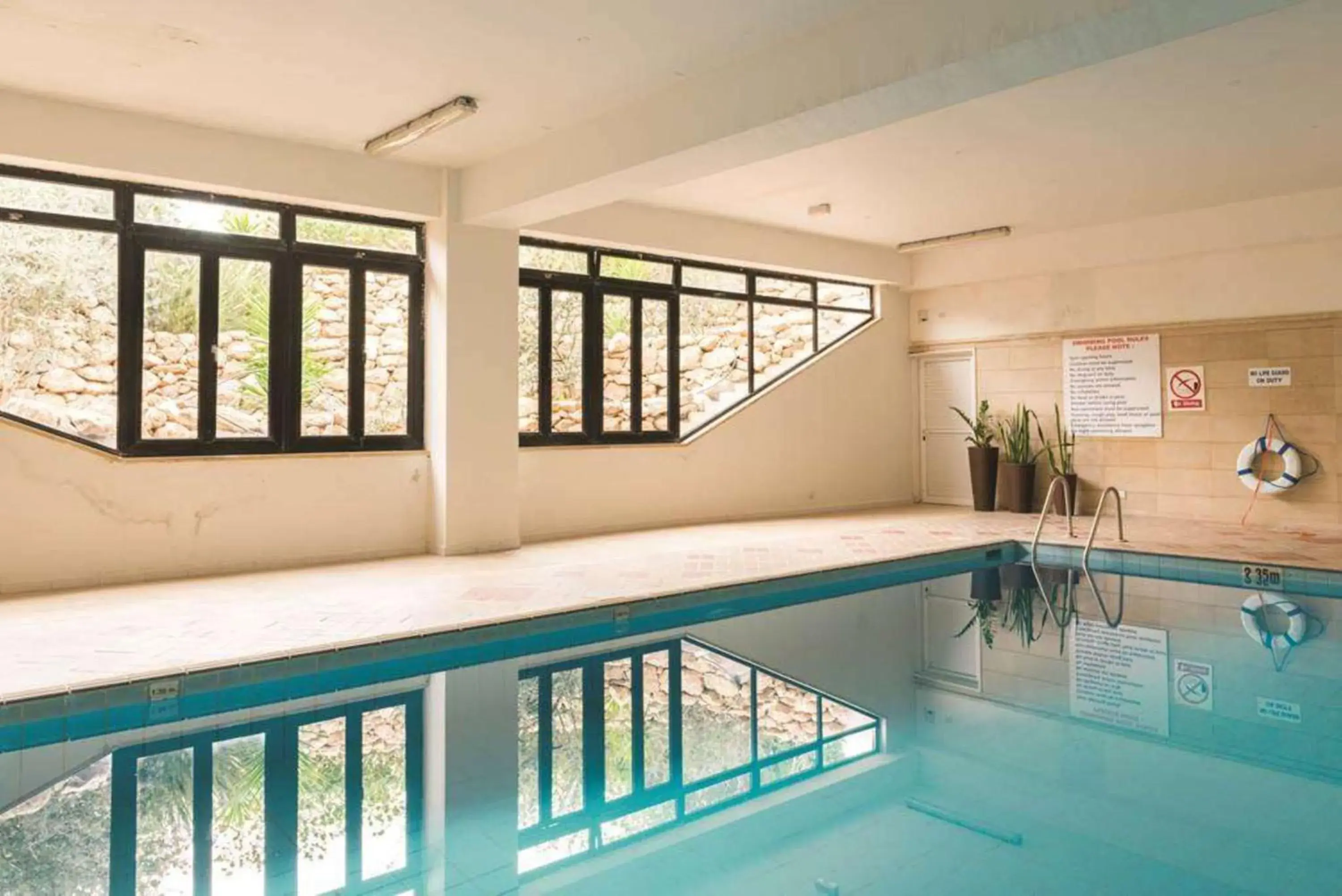 Fitness centre/facilities, Swimming Pool in Venus Beach Hotel