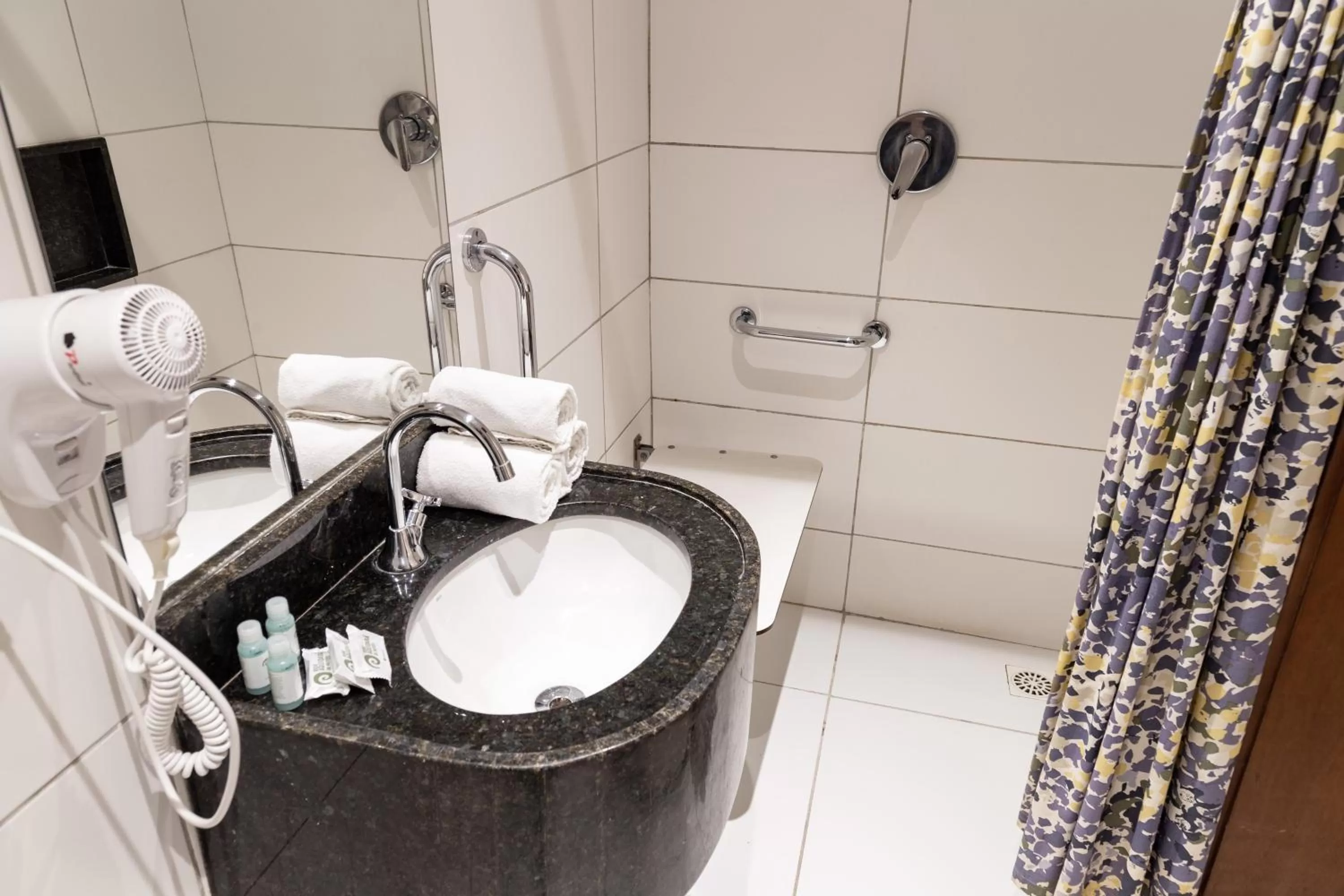 Bathroom in Aquidabã Praia Hotel