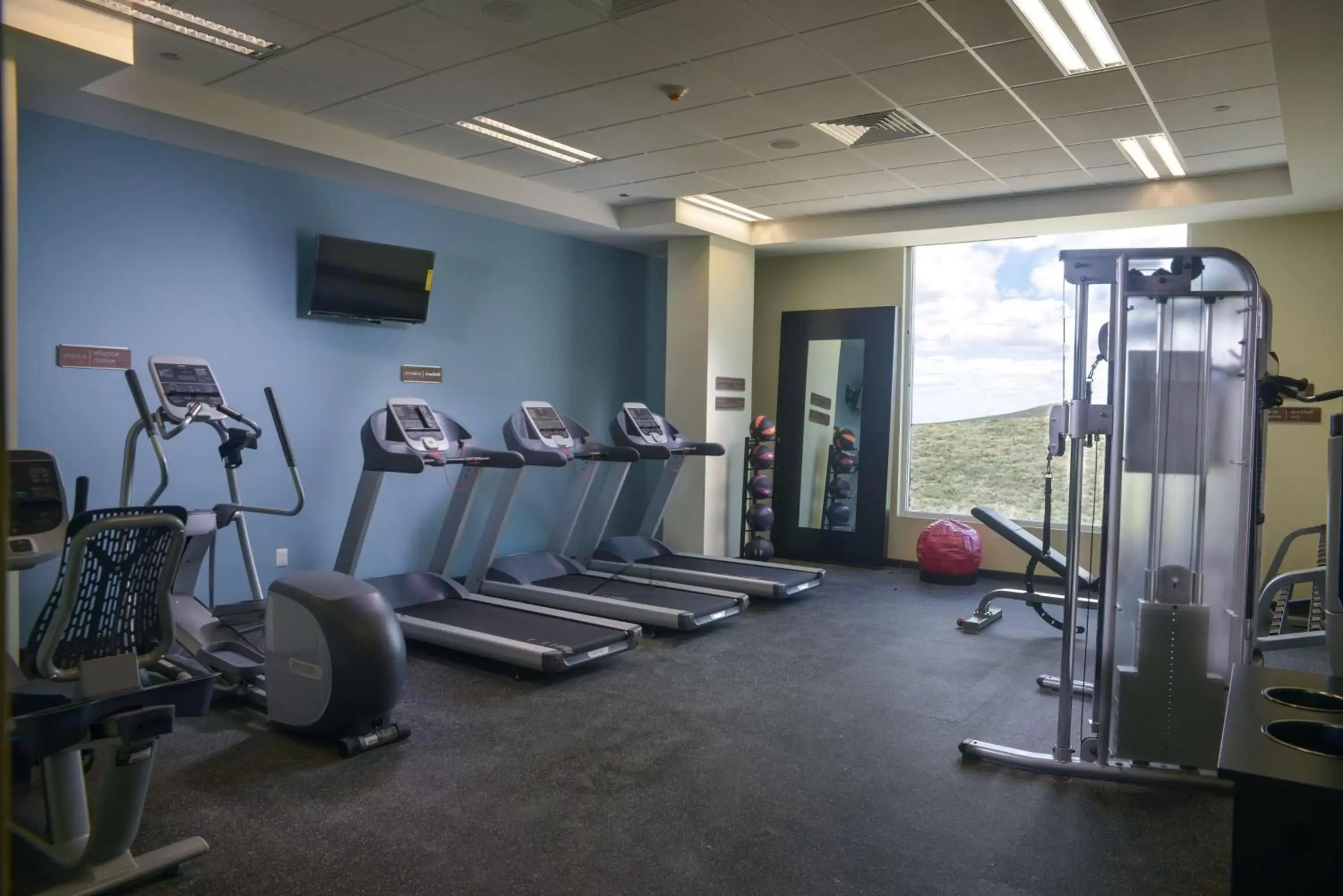 Fitness centre/facilities, Fitness Center/Facilities in Hampton Inn Zacatecas