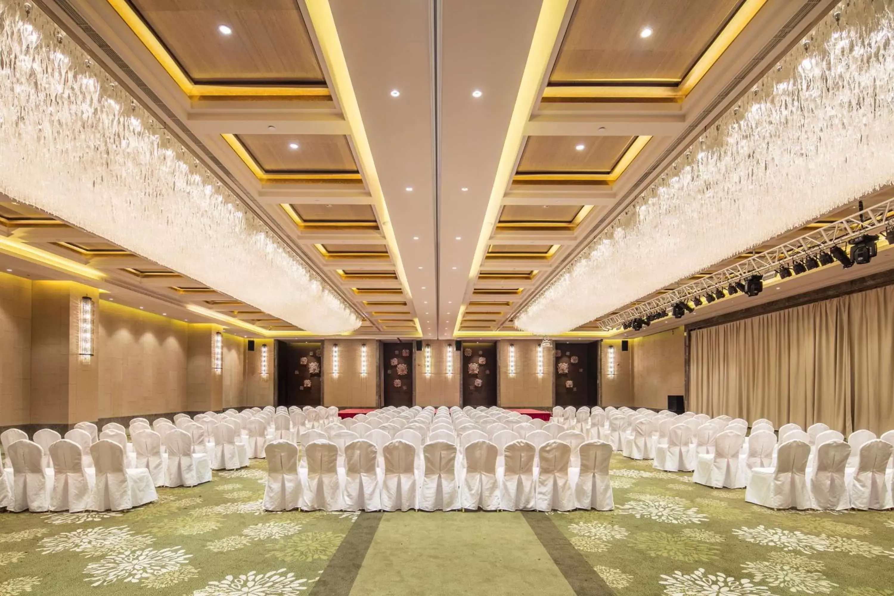 Meeting/conference room, Banquet Facilities in Hilton Sanqingshan Resort