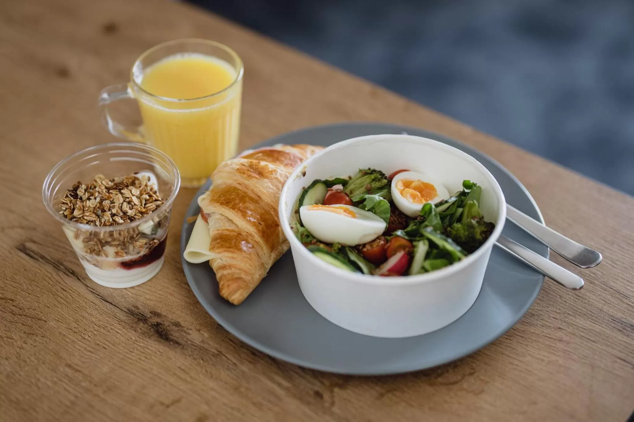 Breakfast in SELF CHECK-IN Hotel Railway Apartments