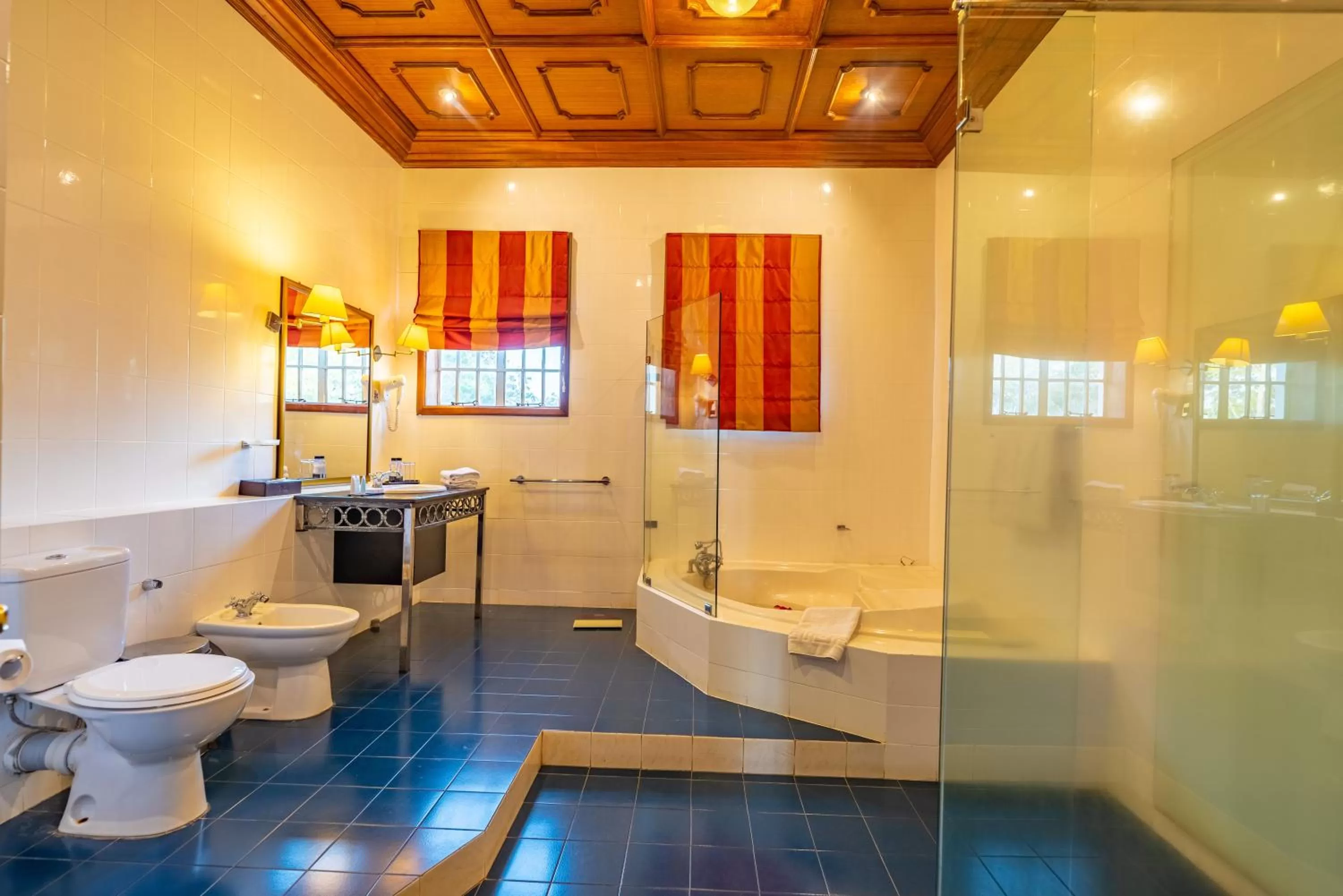 Bathroom in Muthu Sovereign Suites & Spa, Limuru Road, Nairobi
