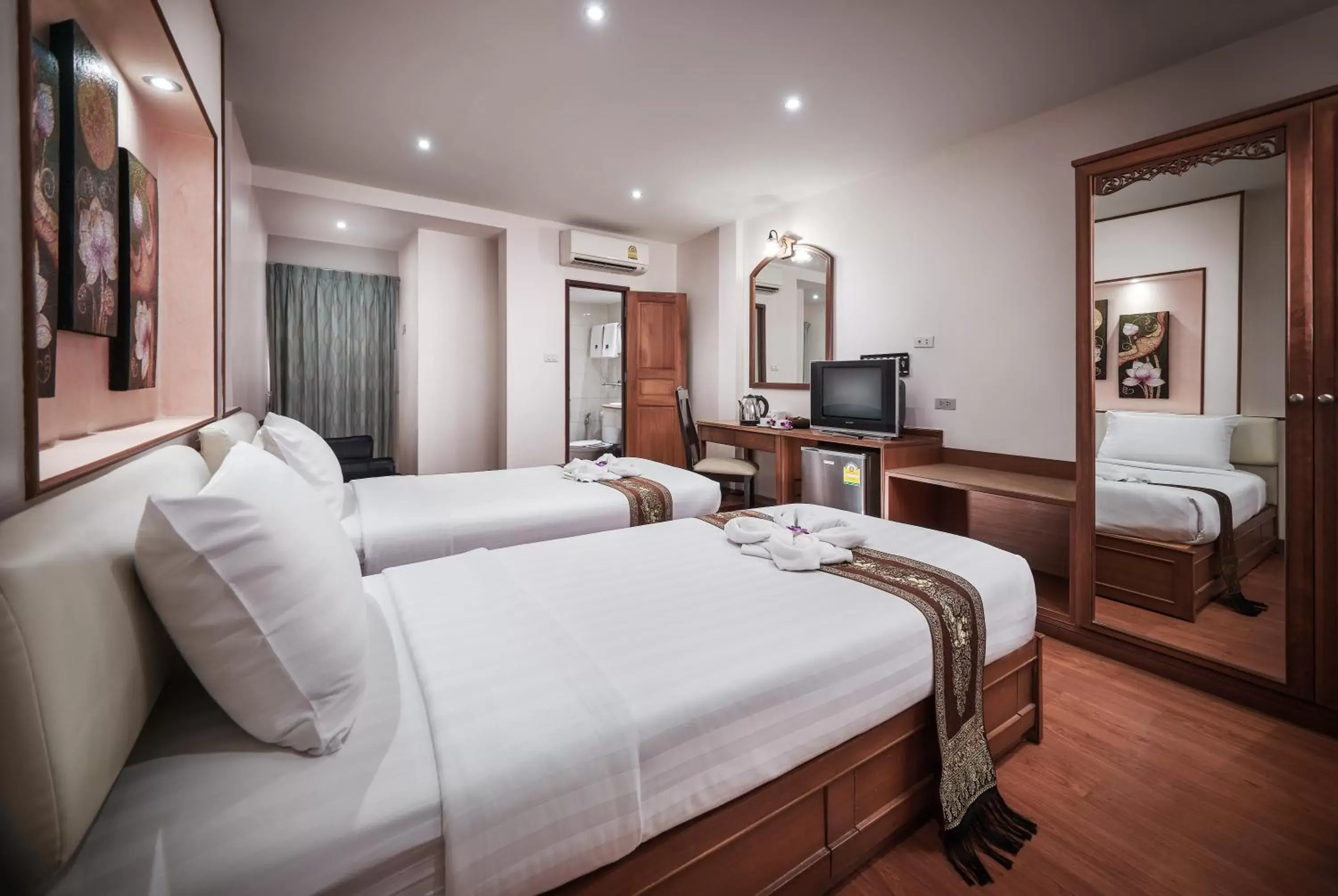 Bedroom in KC Place Hotel Pratunam - SHA Extra Plus Certified