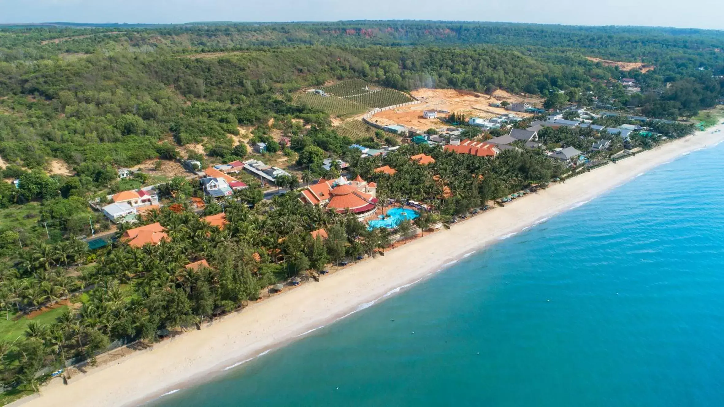 Beach, Bird's-eye View in Golden Coast Resort & Spa