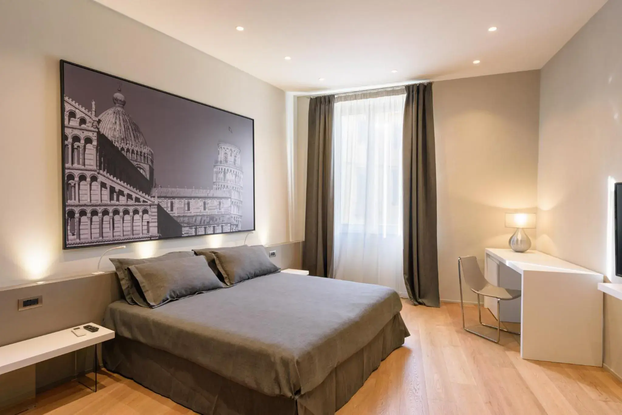 Bed in Palazzo Vasarri - Luxury design suites