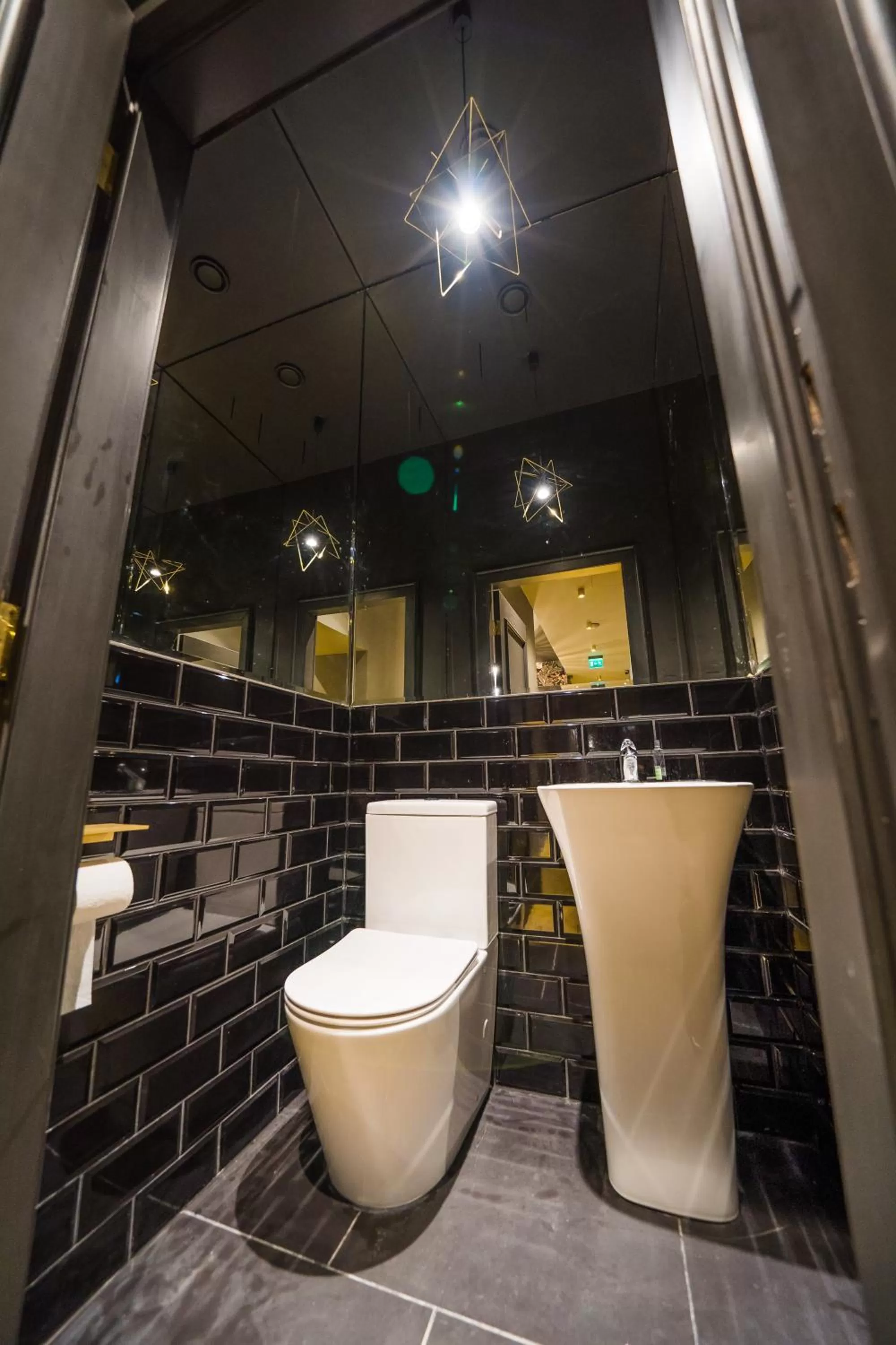 Bathroom in Leo Boutique Rooms - Adults Only