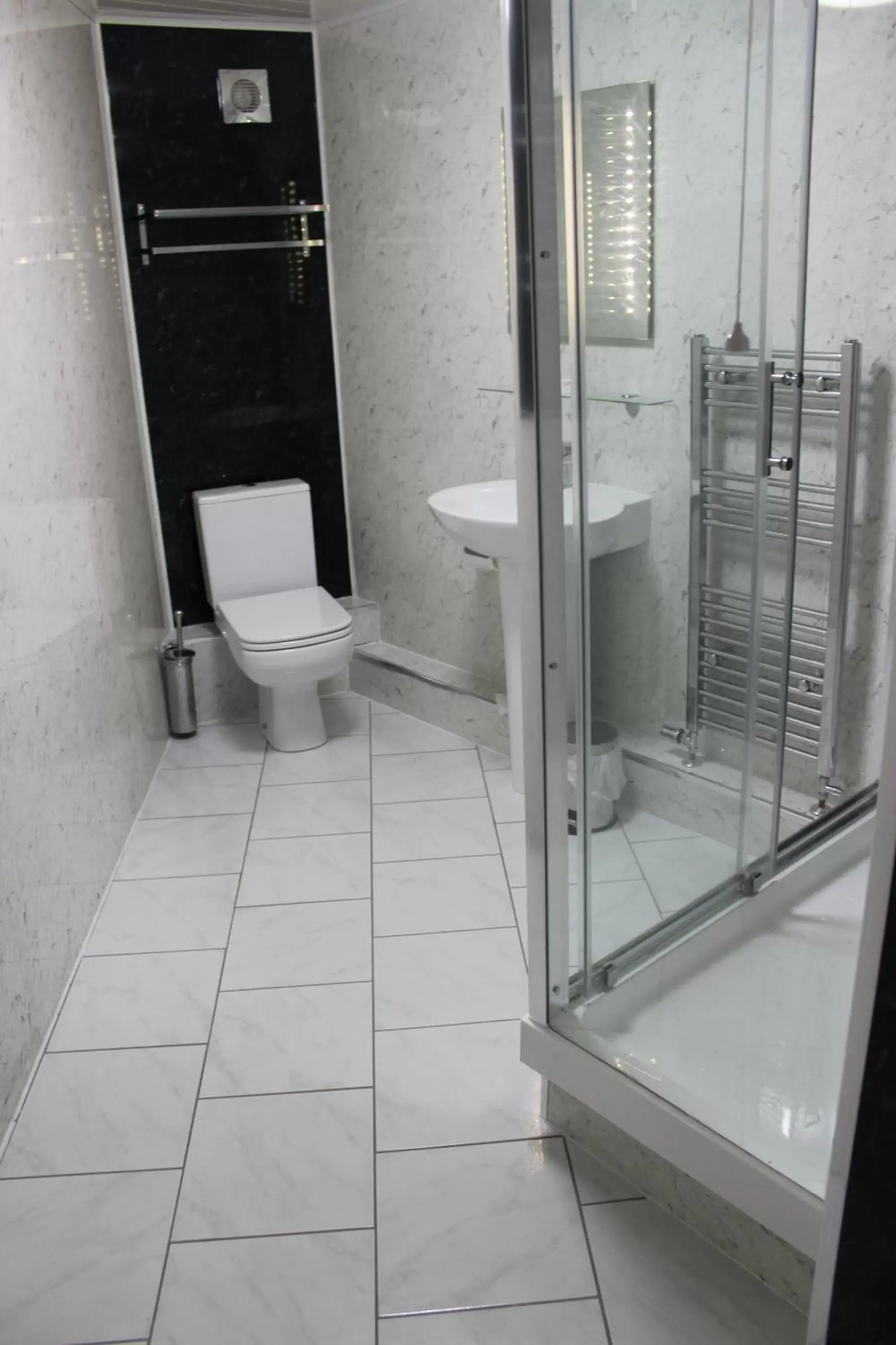 Bathroom in The Premier Lodge