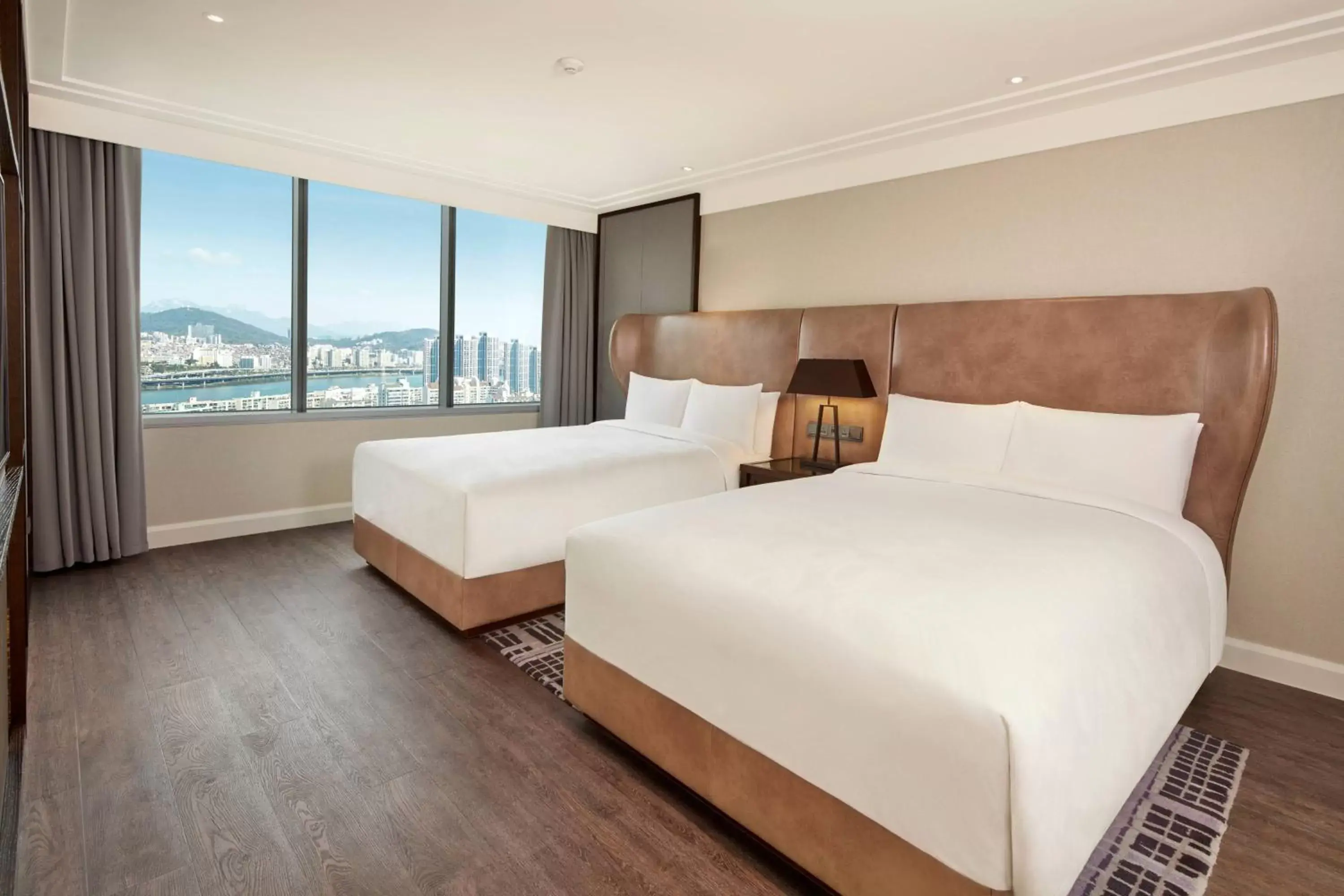 Bedroom, Mountain View in JW Marriott Hotel Seoul