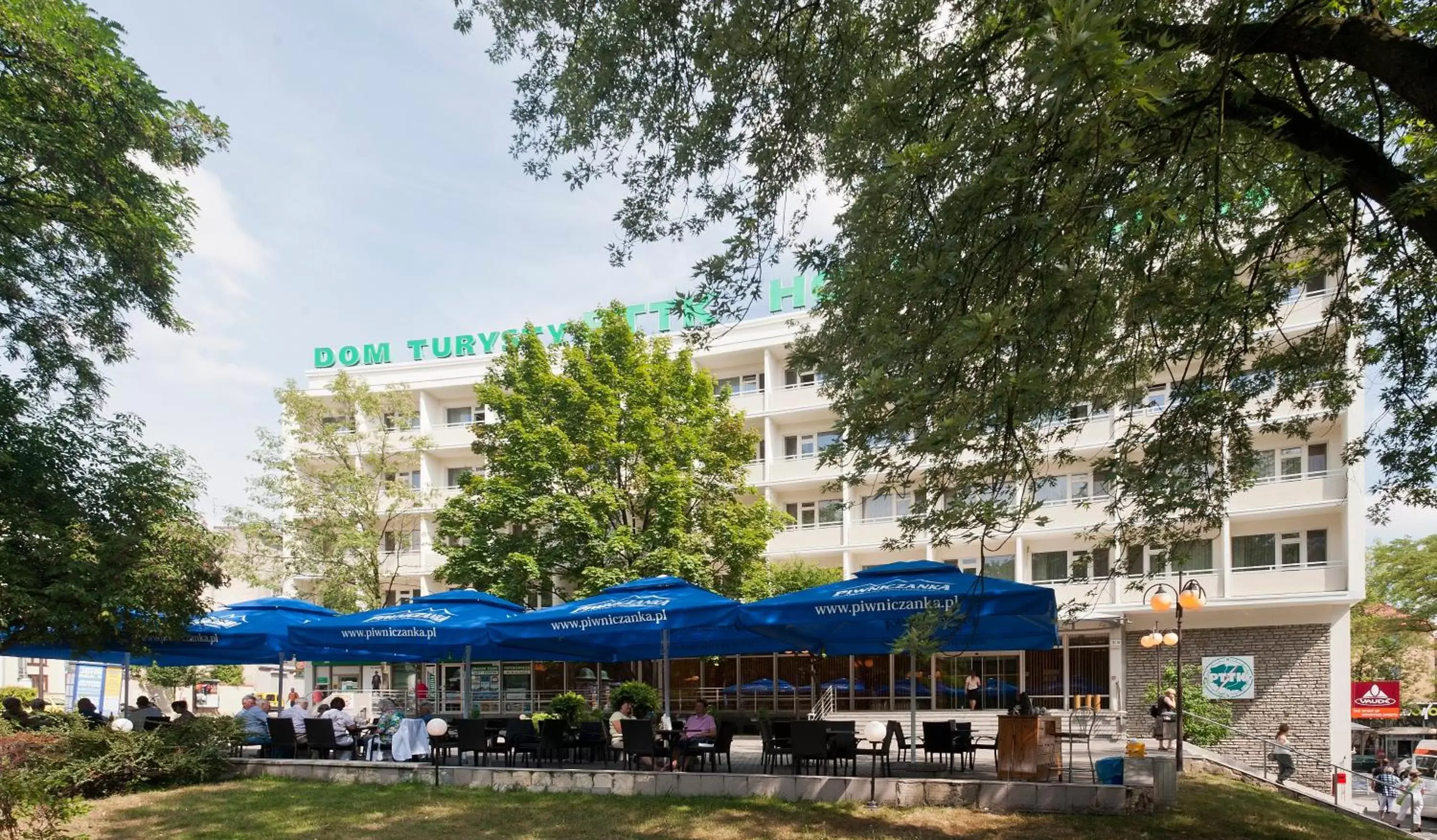 Facade/entrance in Hotel Wyspiański Facade/entrance in Hotel Wyspiański