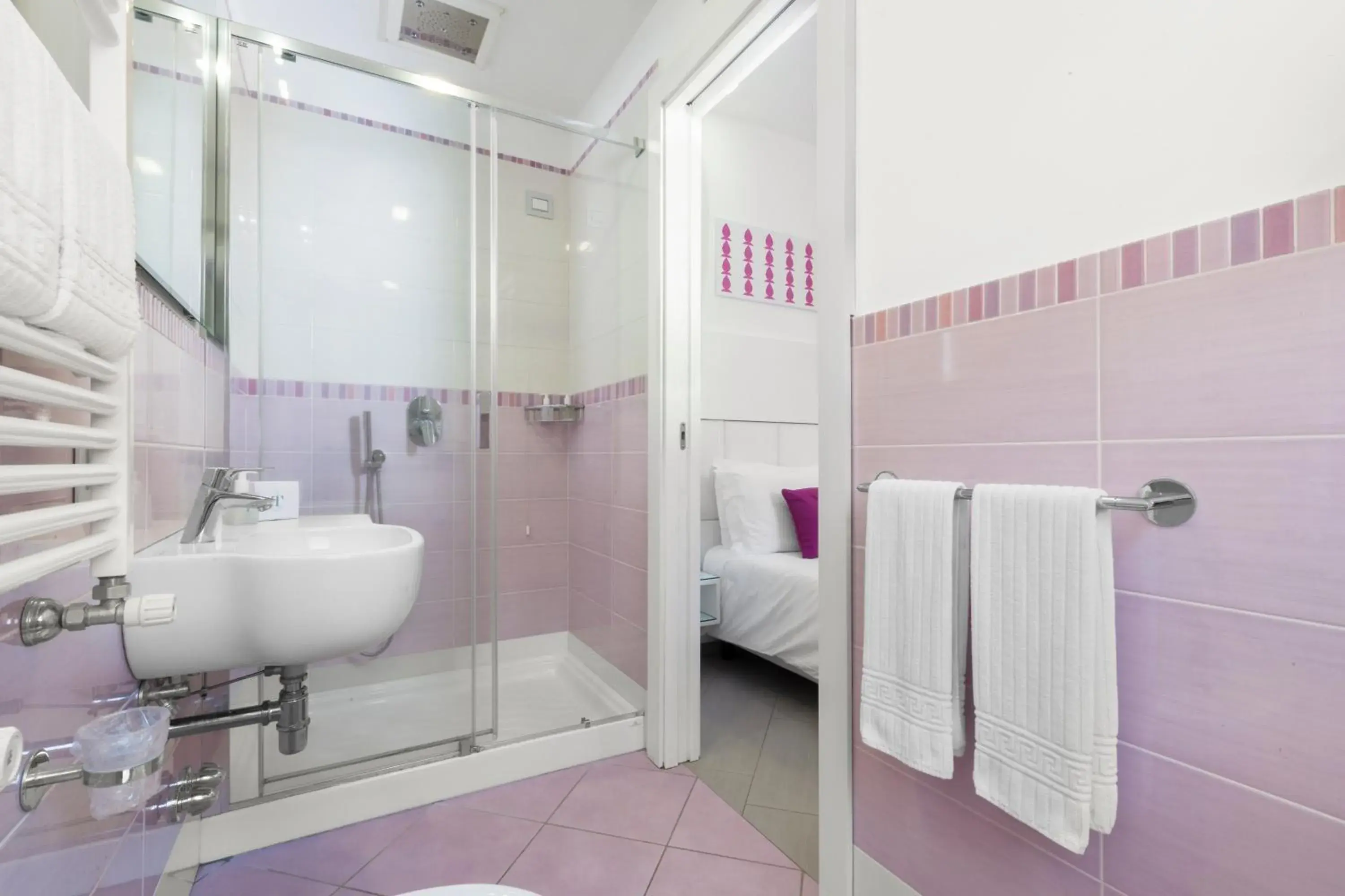 Shower, Bathroom in Tasso Suites