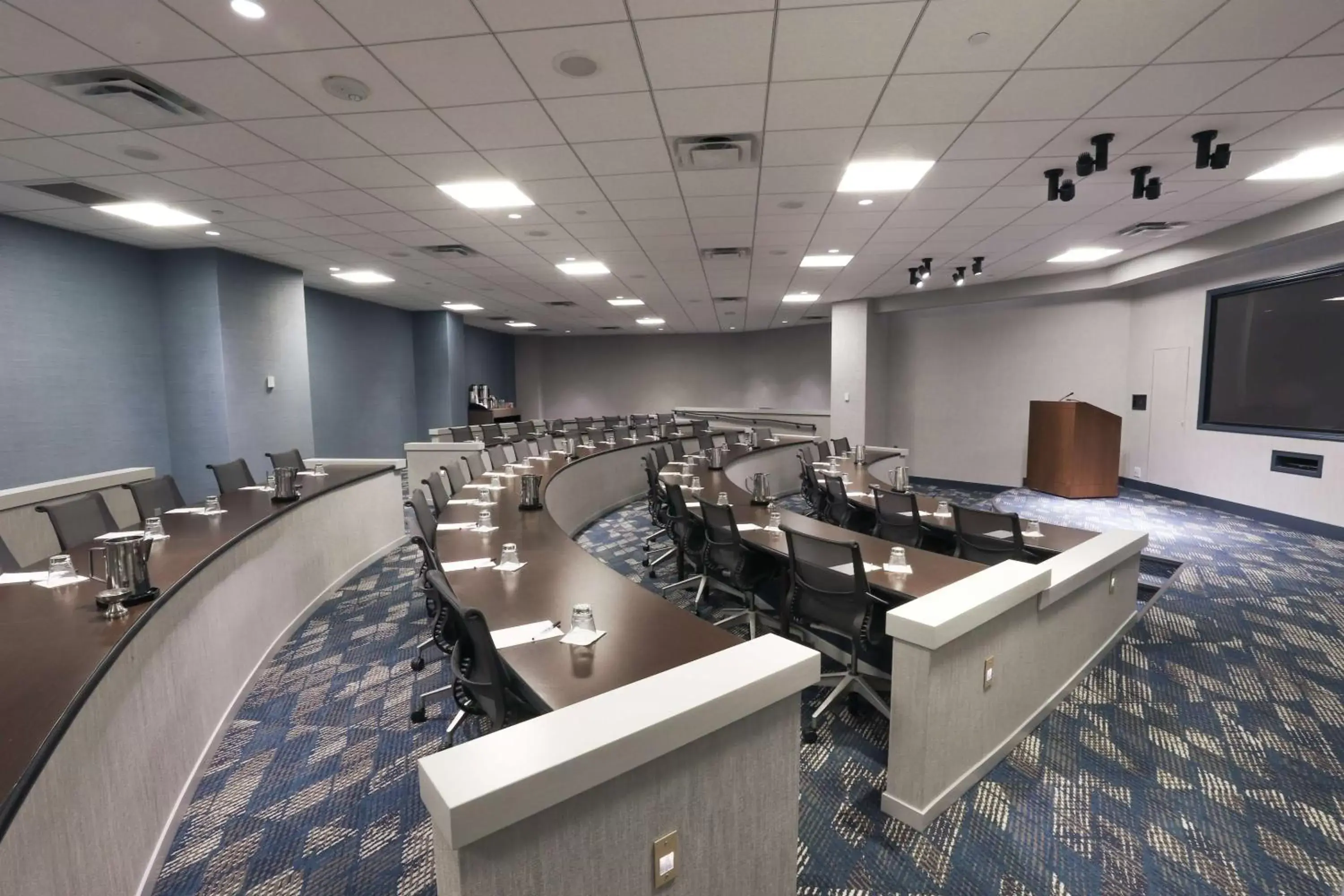 Meeting/conference room in Radisson Plaza Hotel at Kalamazoo Center