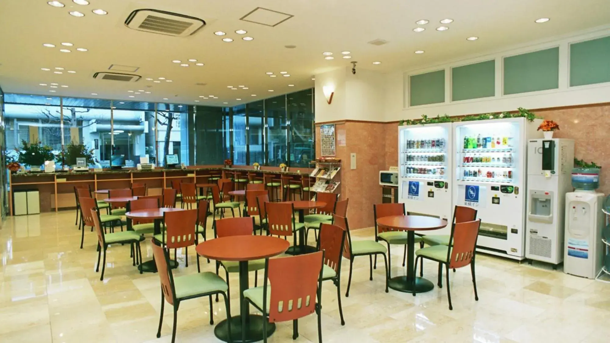 Area and facilities, Restaurant/Places to Eat in Toyoko Inn Yokohama Kannai