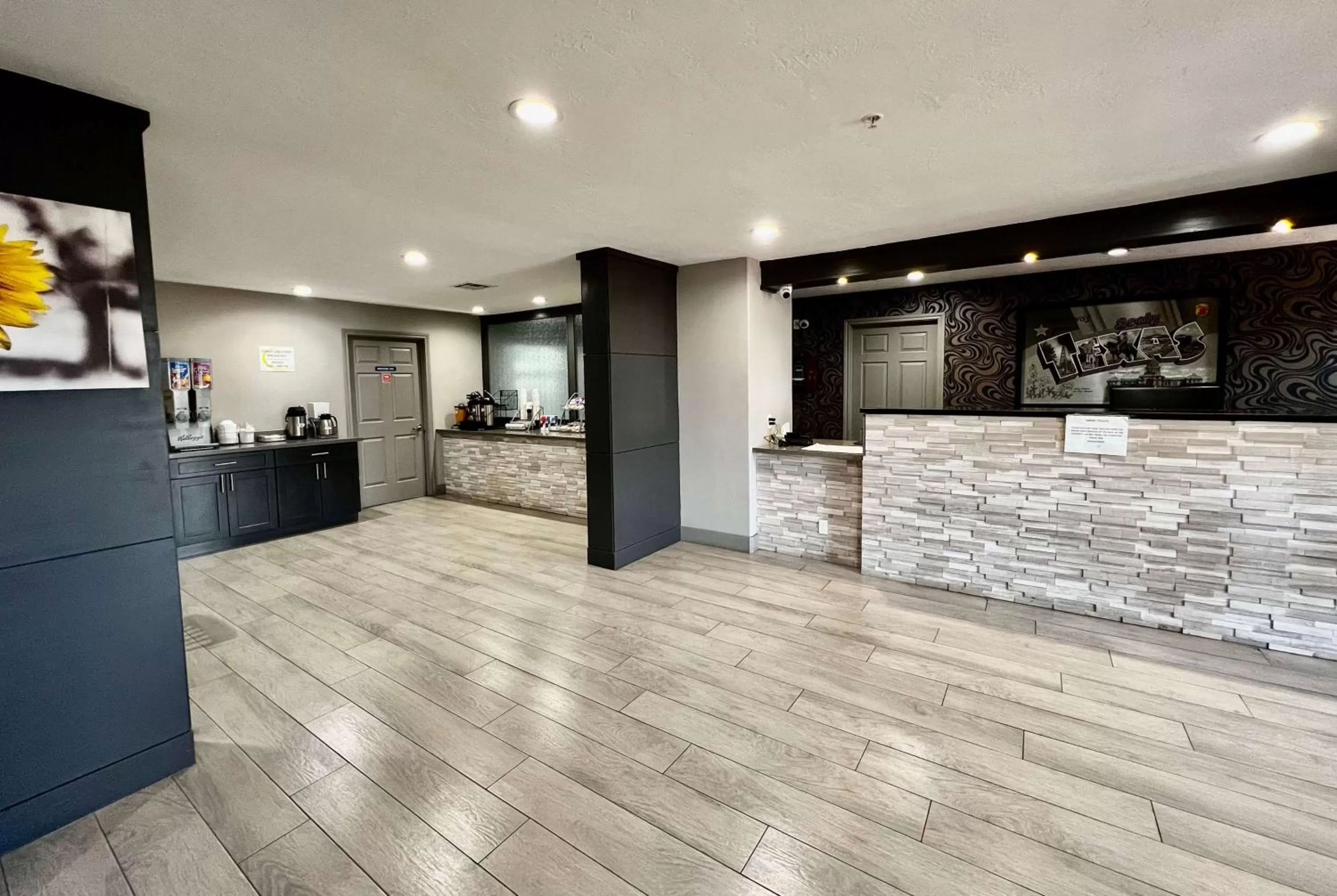 Lobby or reception in Super 8 by Wyndham Sealy