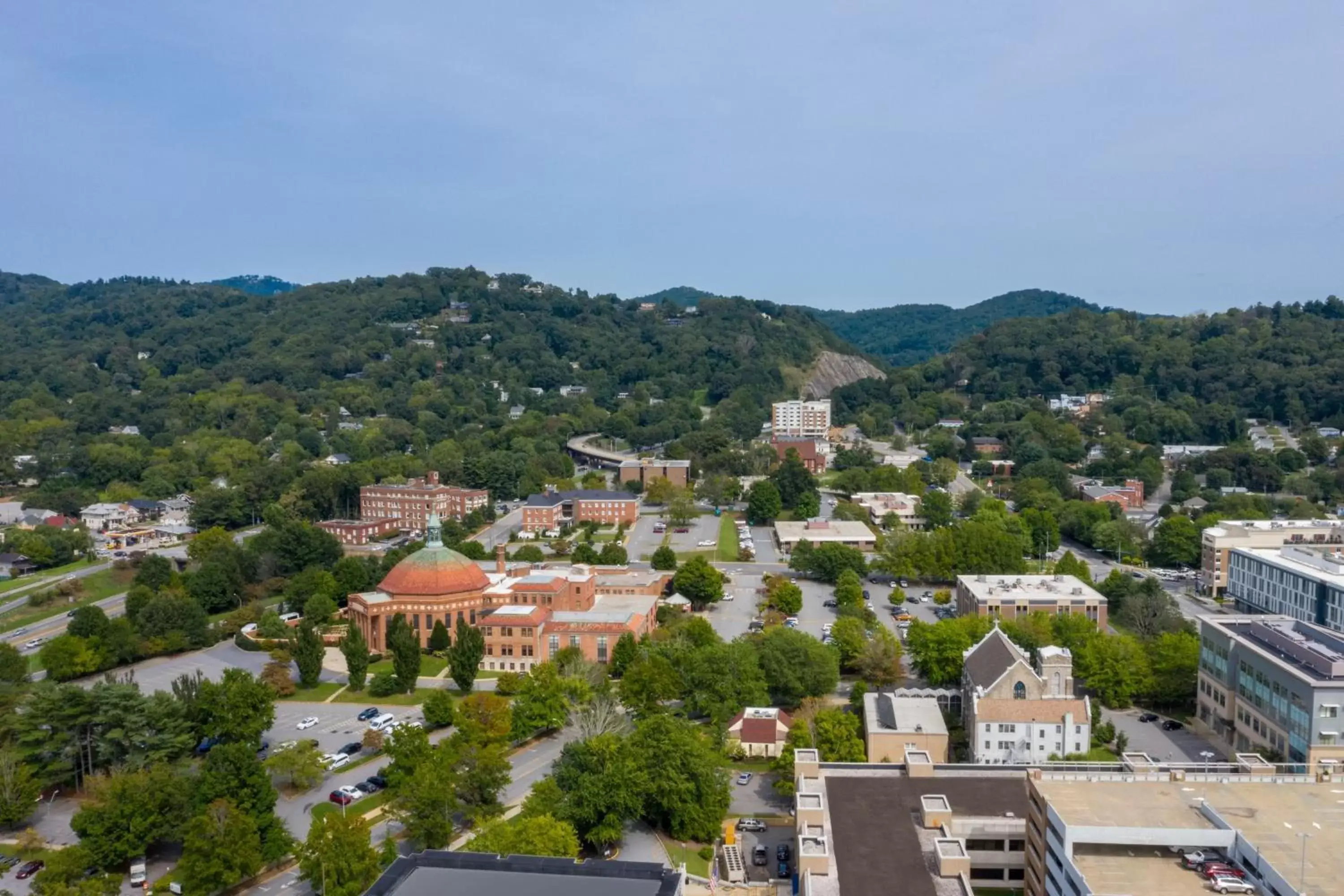 Property building in Renaissance Asheville Downtown Hotel