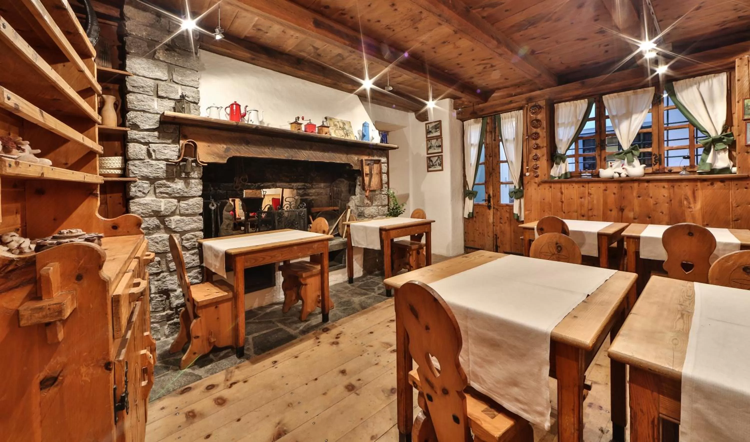 Restaurant/places to eat in Hotel Alla Posta