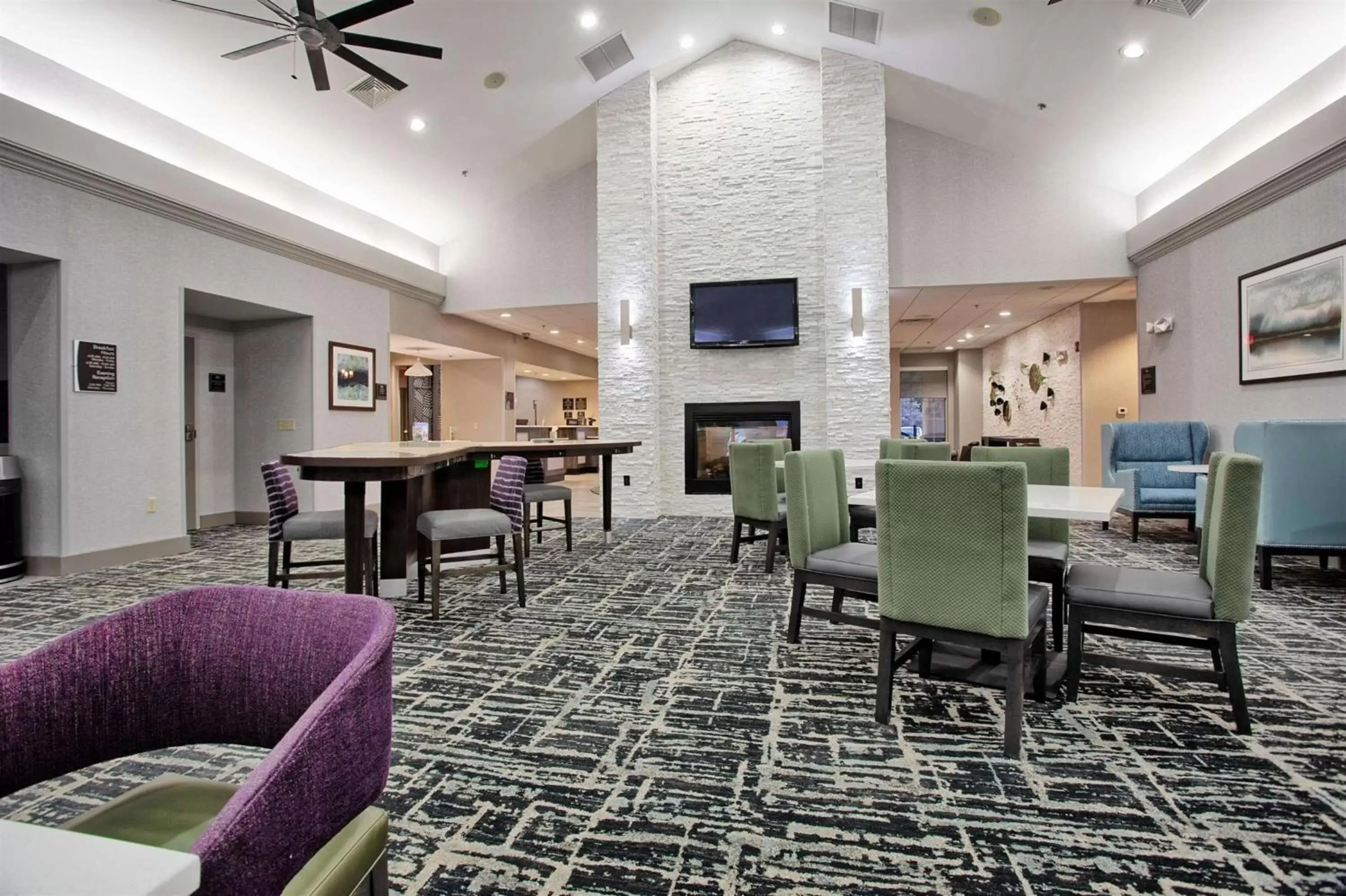 Lobby or reception, Restaurant/Places to Eat in Homewood Suites by Hilton Leesburg