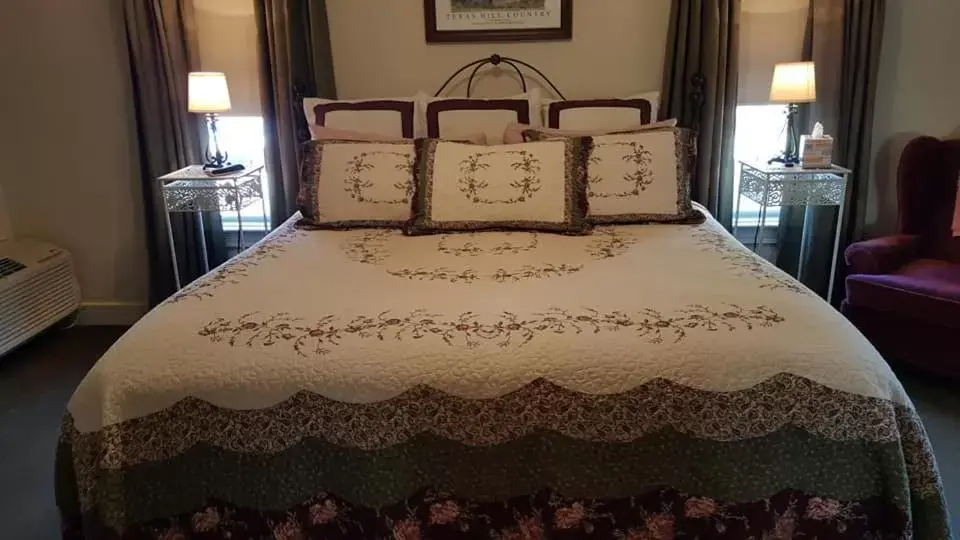 Bed in Full Moon Inn