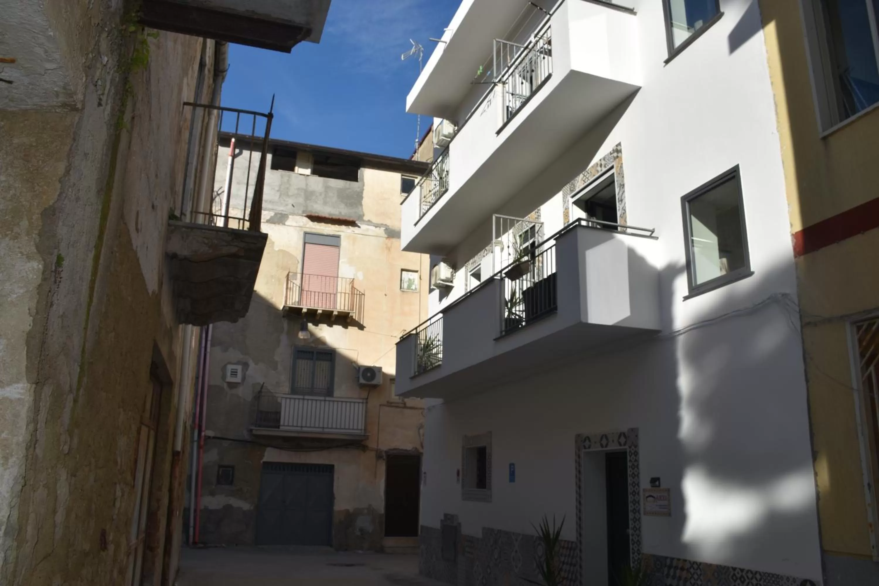 Property building in B&B Aurora