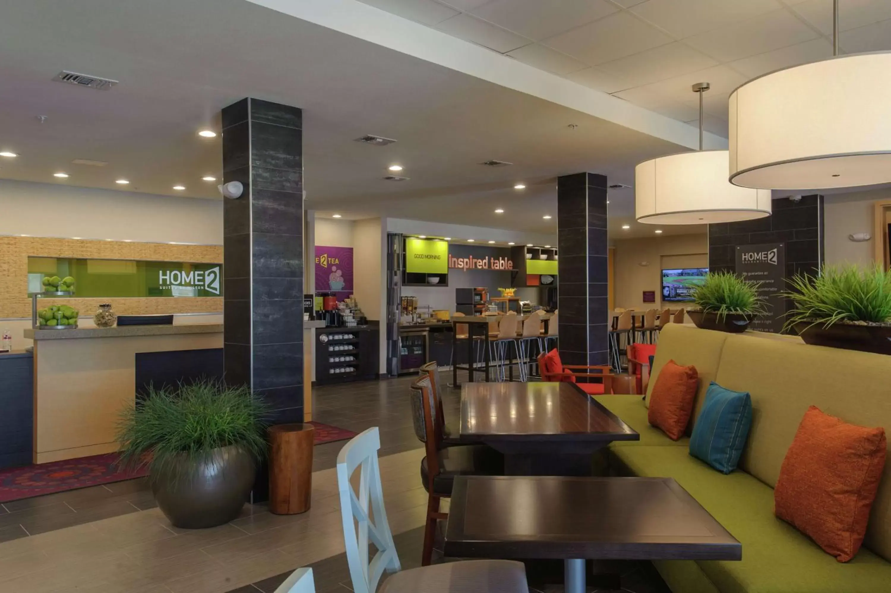 Lobby or reception, Restaurant/Places to Eat in Home2 Suites by Hilton Portland