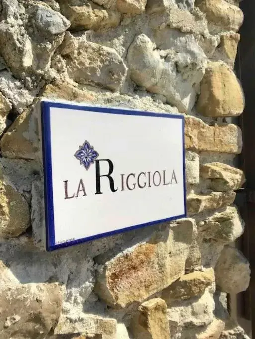 Property Logo/Sign in La Riggiola